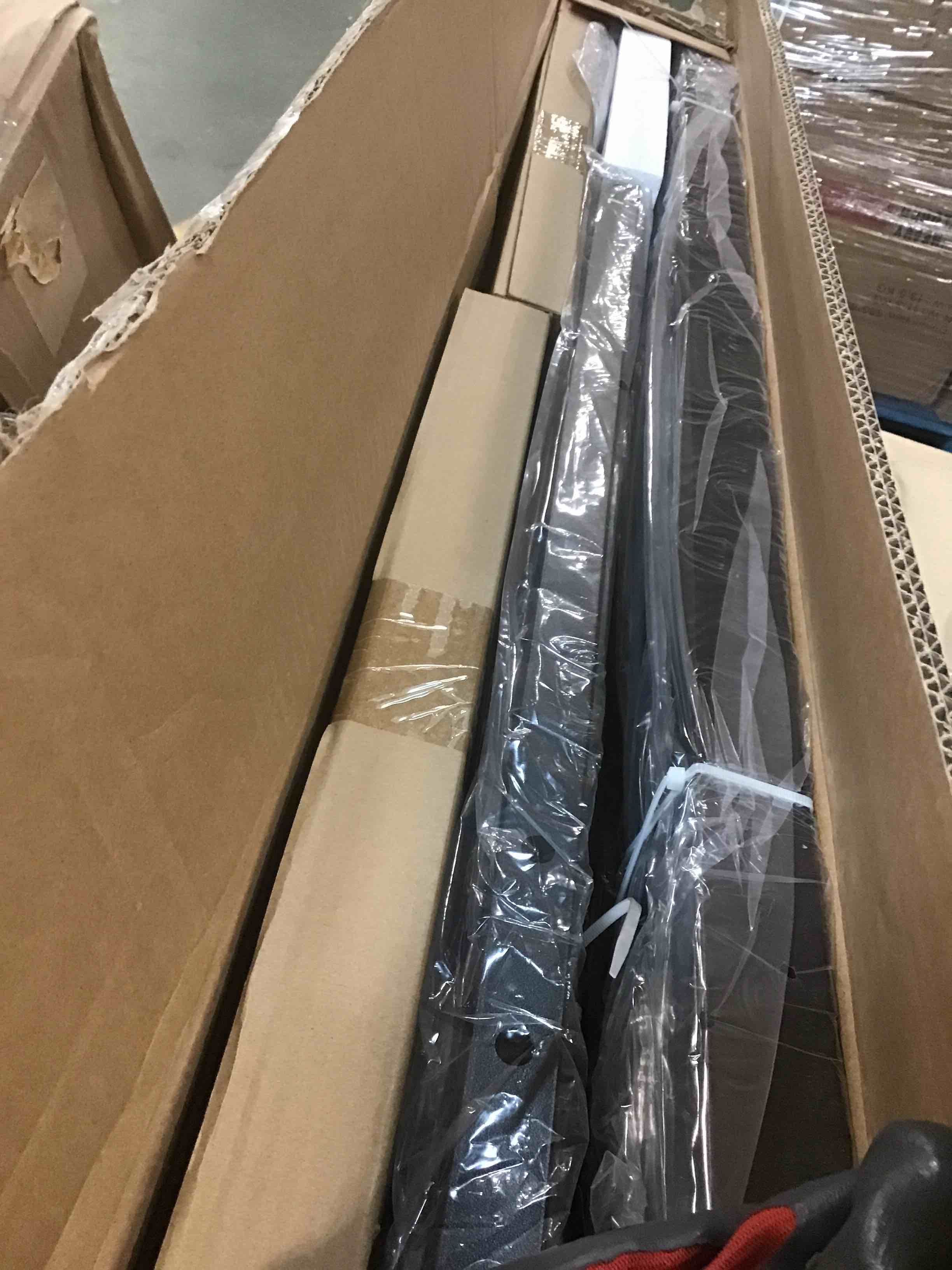 https://s3.amazonaws.com/lotting-images-prod/bidfta/BLU5923346_1710935152539.jpeg