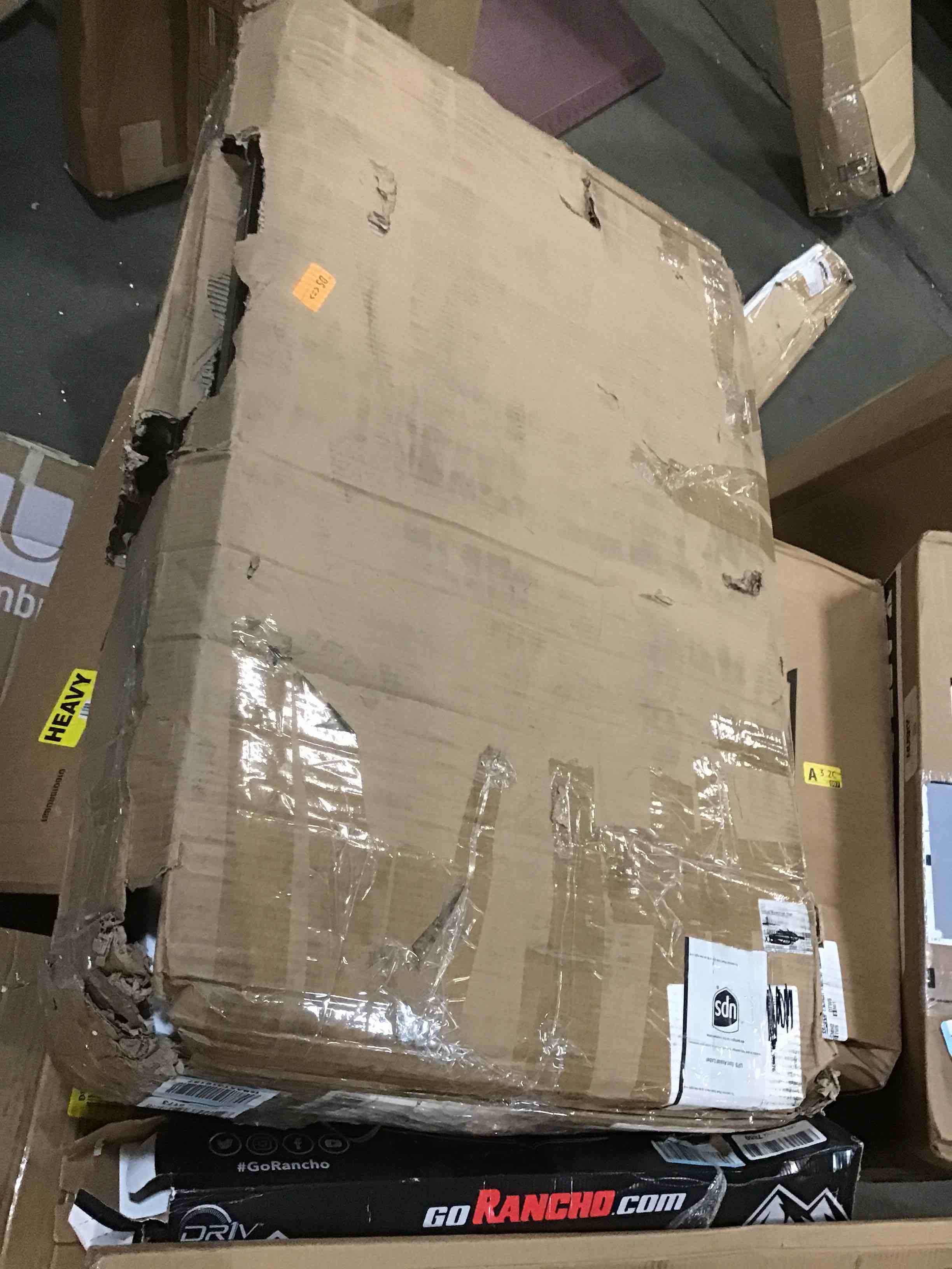 https://s3.amazonaws.com/lotting-images-prod/bidfta/BLU5923348_1710935354911.jpeg