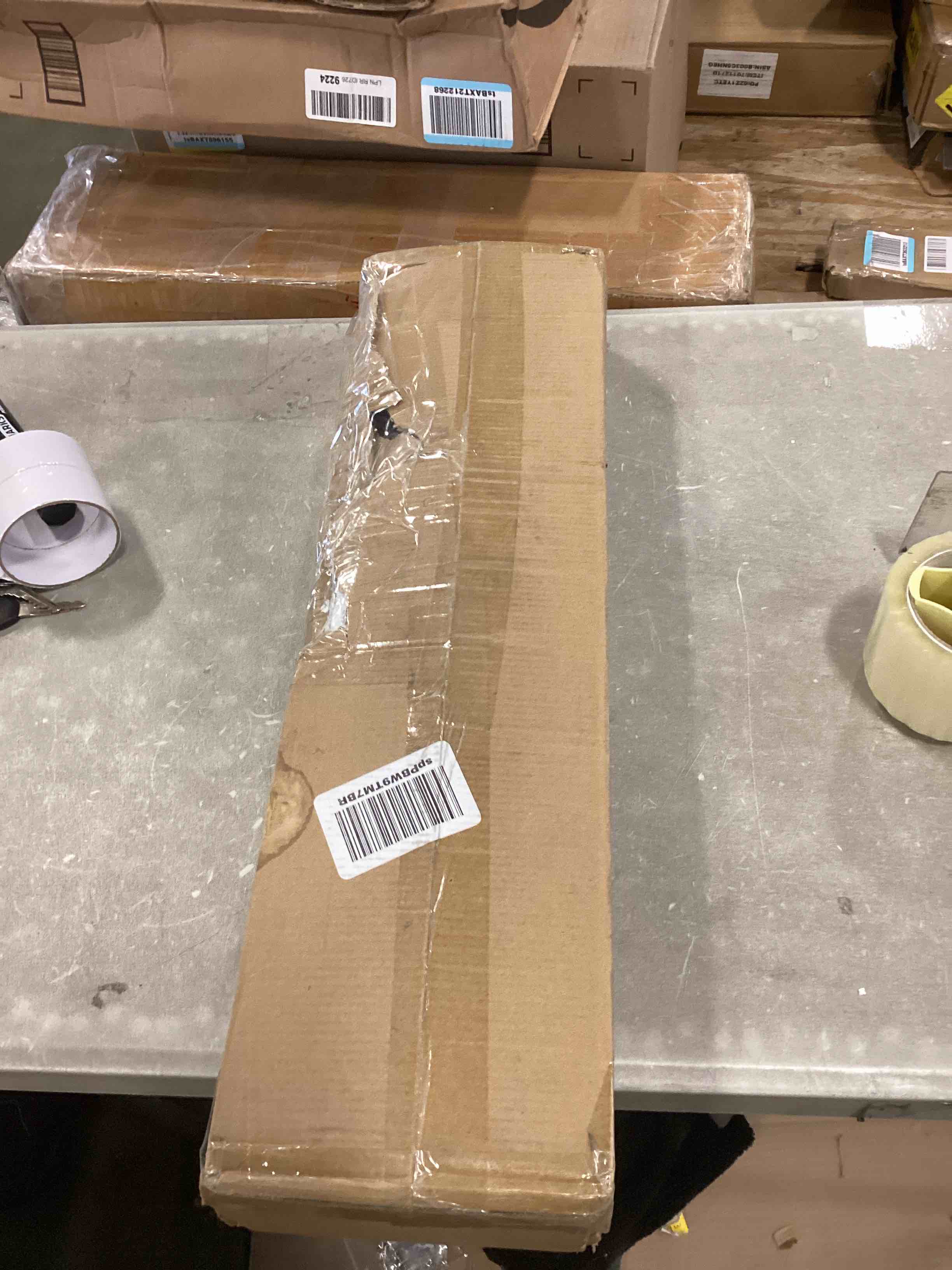 https://s3.amazonaws.com/lotting-images-prod/bidfta/BLU5924595_1710947072973.jpeg