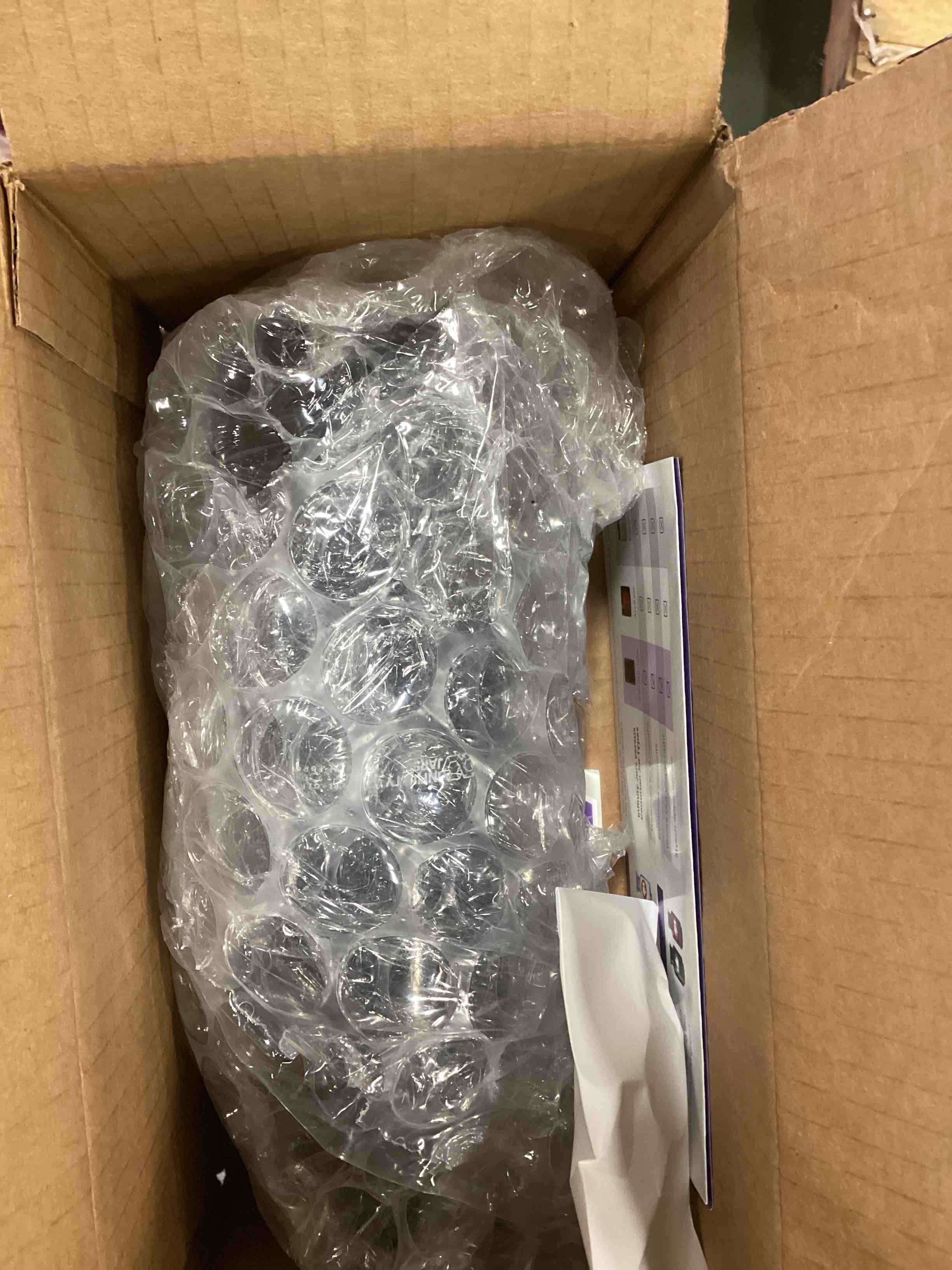 https://s3.amazonaws.com/lotting-images-prod/bidfta/BLU5926300_1710522667472.jpeg