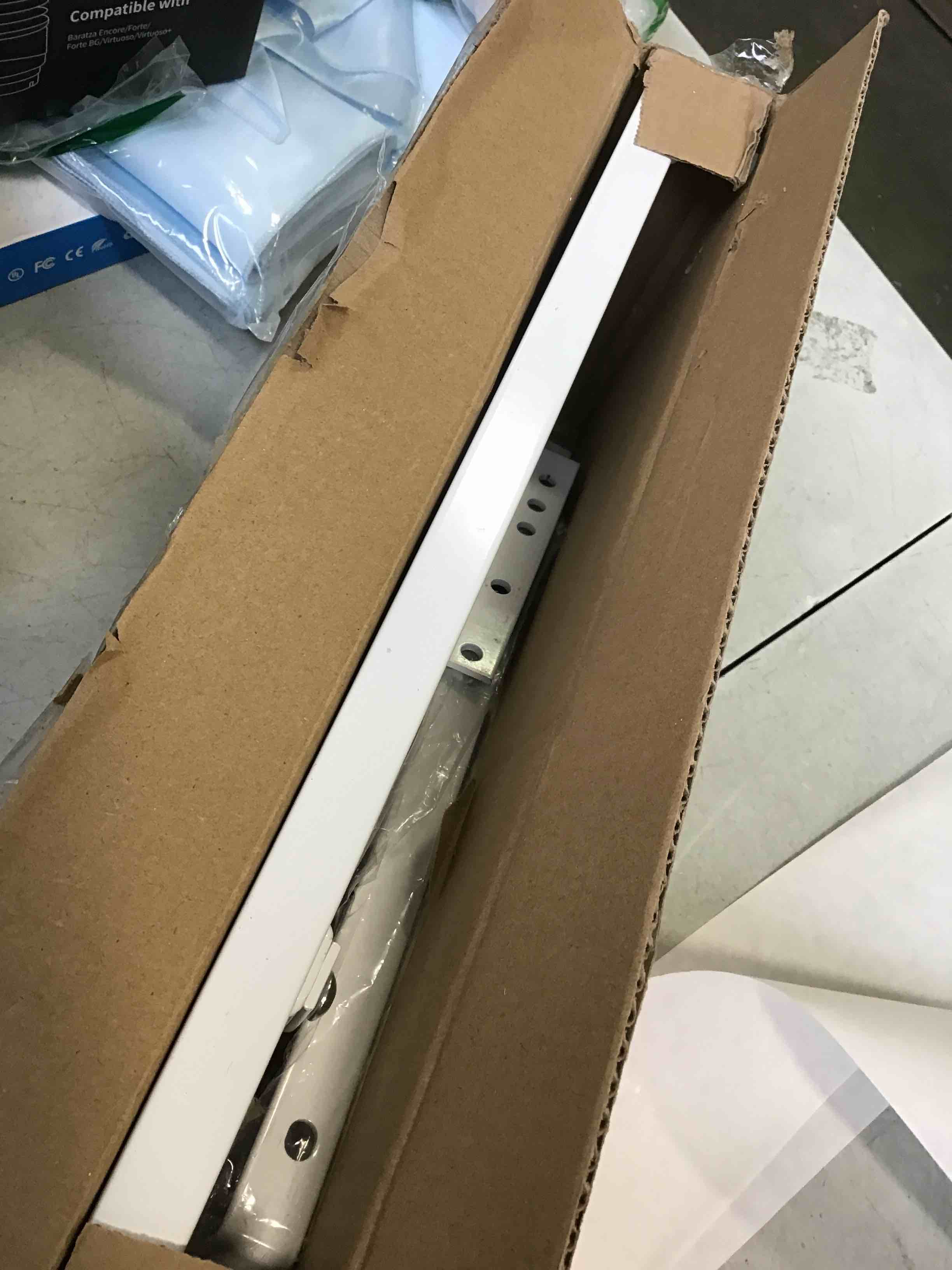 https://s3.amazonaws.com/lotting-images-prod/bidfta/BLU5927799_1709928028131.jpeg