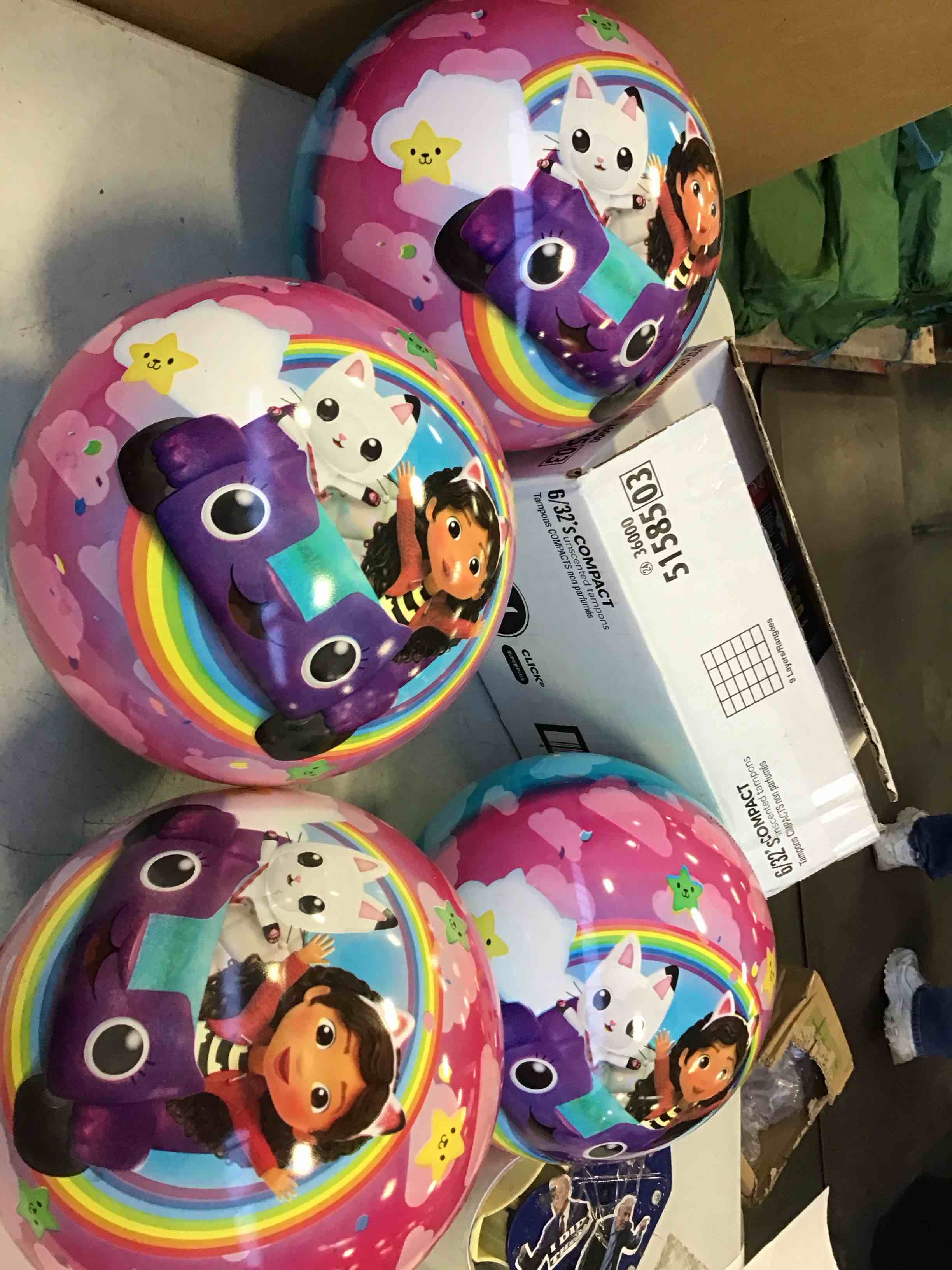 Beach balls for children and girls beach toy children and girls small pool game  pack of 4