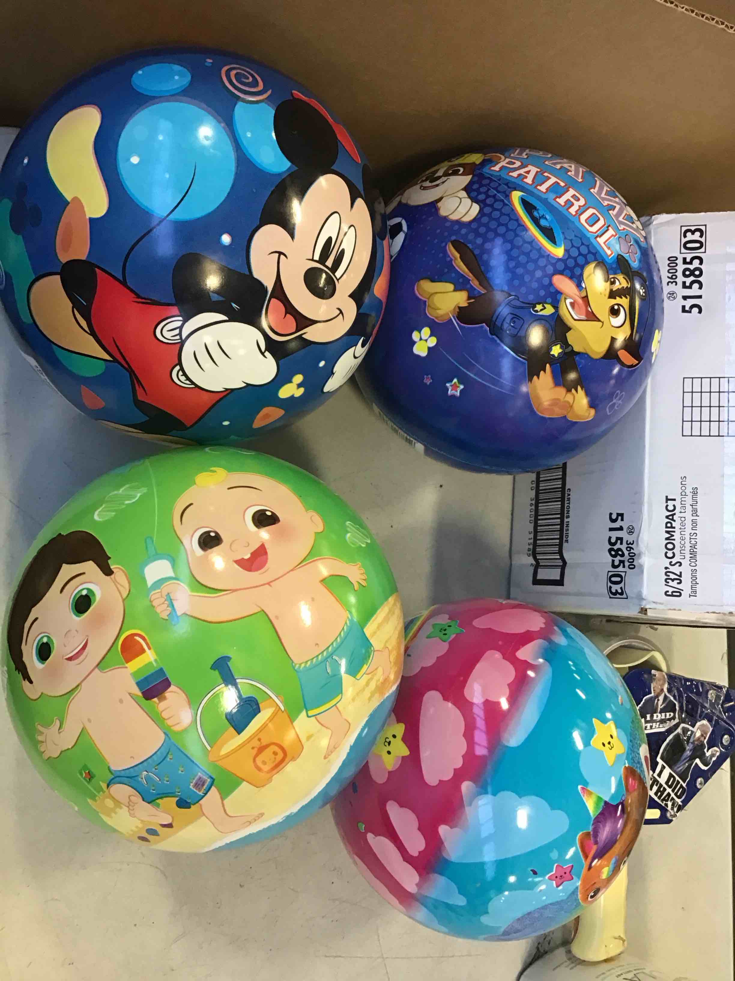 Beach balls for children and girls beach toy children and girls small pool game  pack of 4