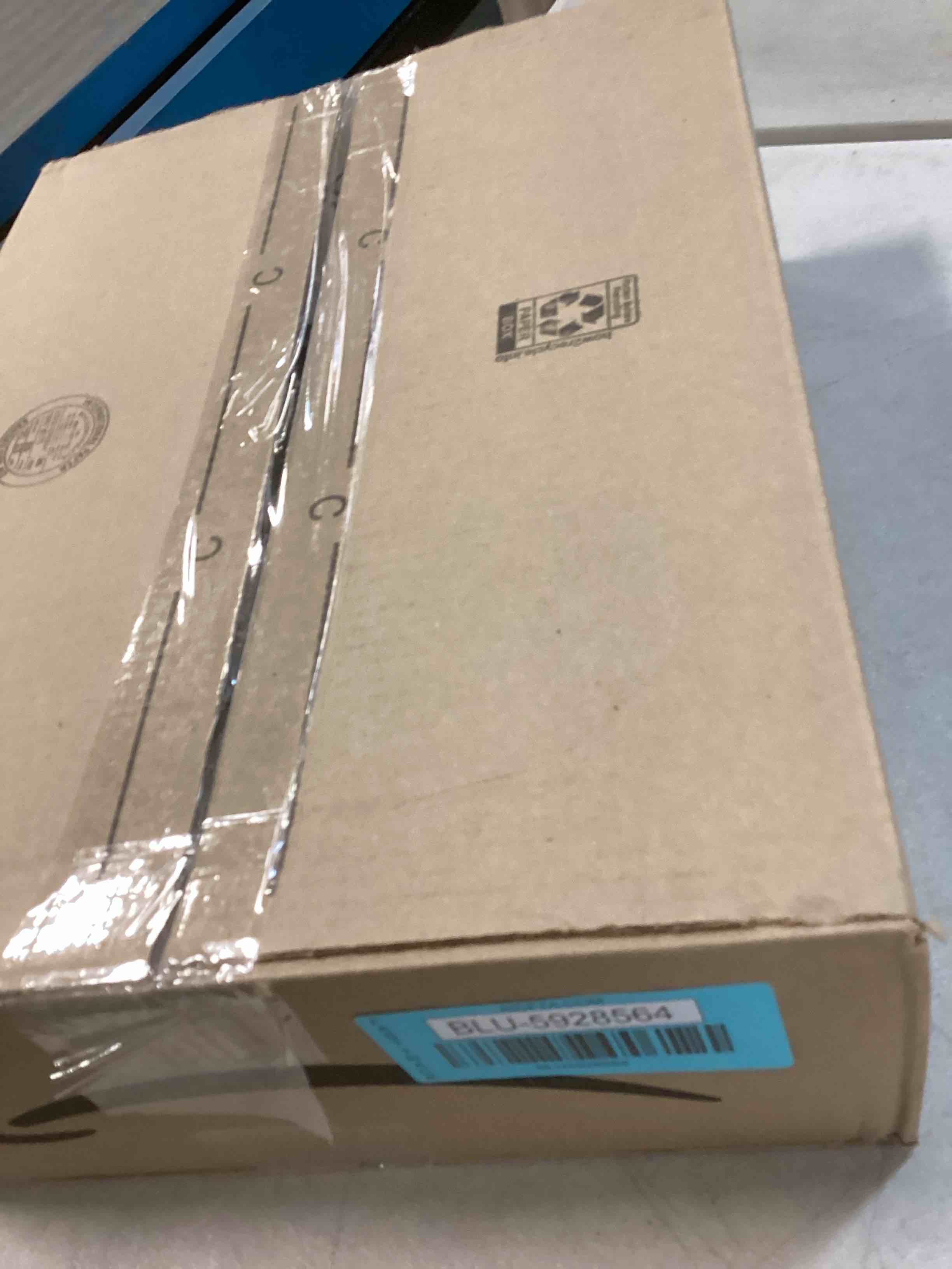 https://s3.amazonaws.com/lotting-images-prod/bidfta/BLU5928564_1709398999136.jpeg