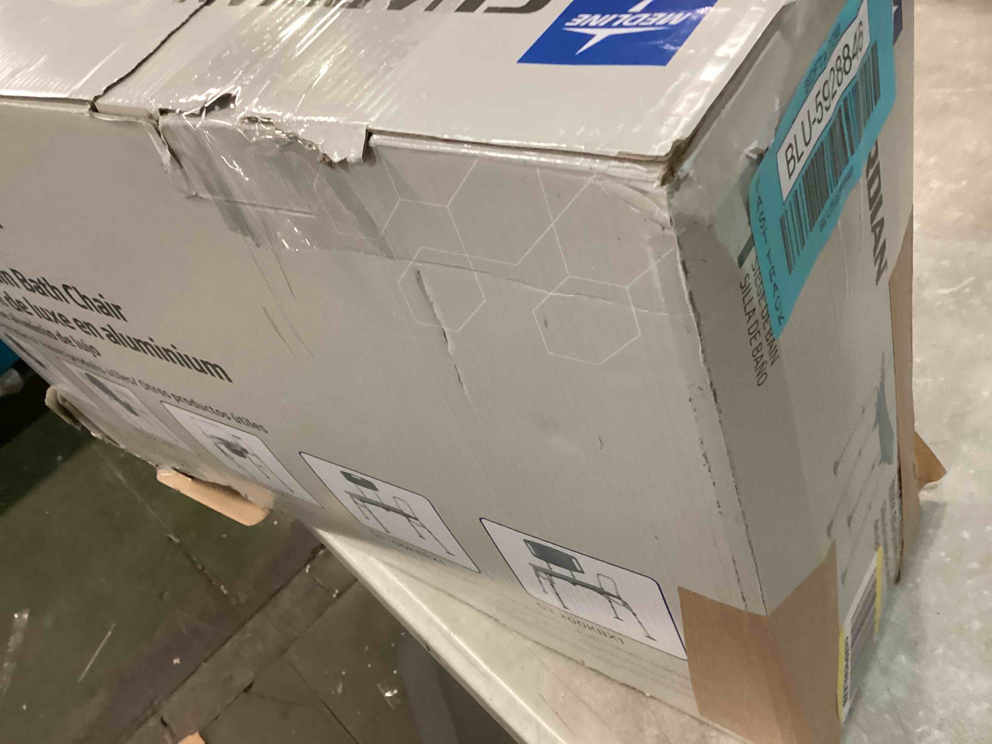 https://s3.amazonaws.com/lotting-images-prod/bidfta/BLU5928846_1709583877986.jpeg