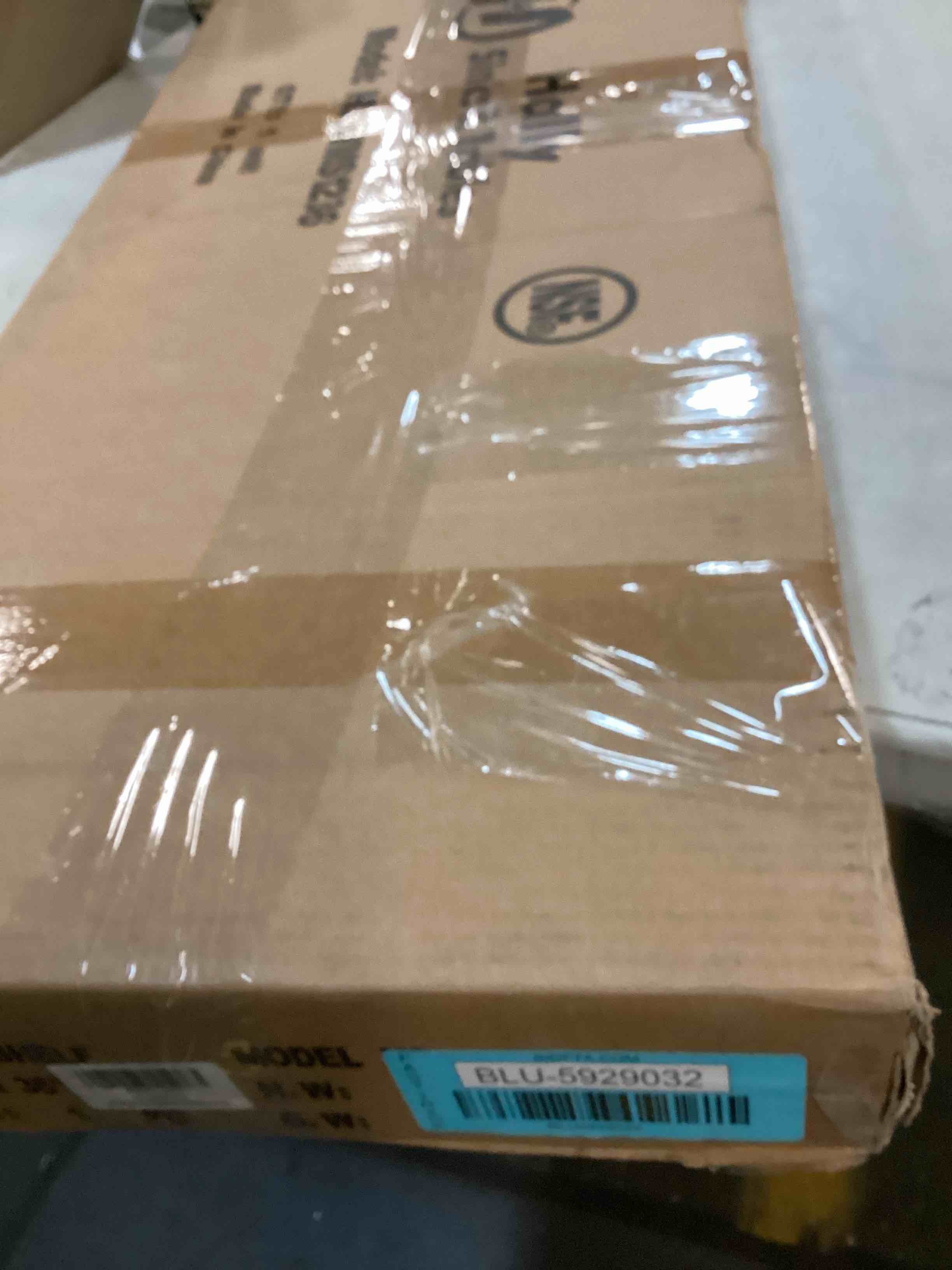 https://s3.amazonaws.com/lotting-images-prod/bidfta/BLU5929032_1709665313590.jpeg