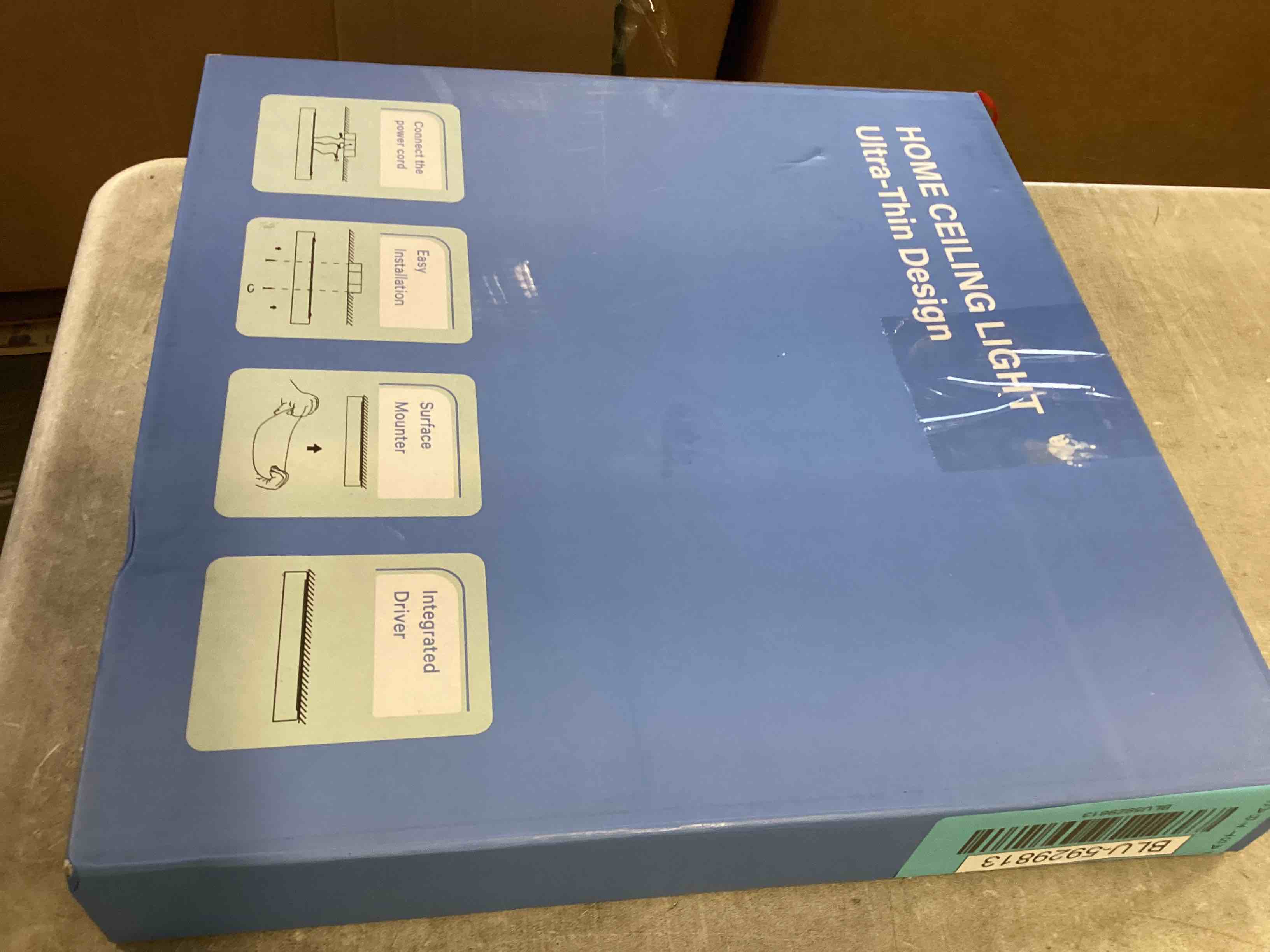 https://s3.amazonaws.com/lotting-images-prod/bidfta/BLU5929813_1710258838402.jpeg