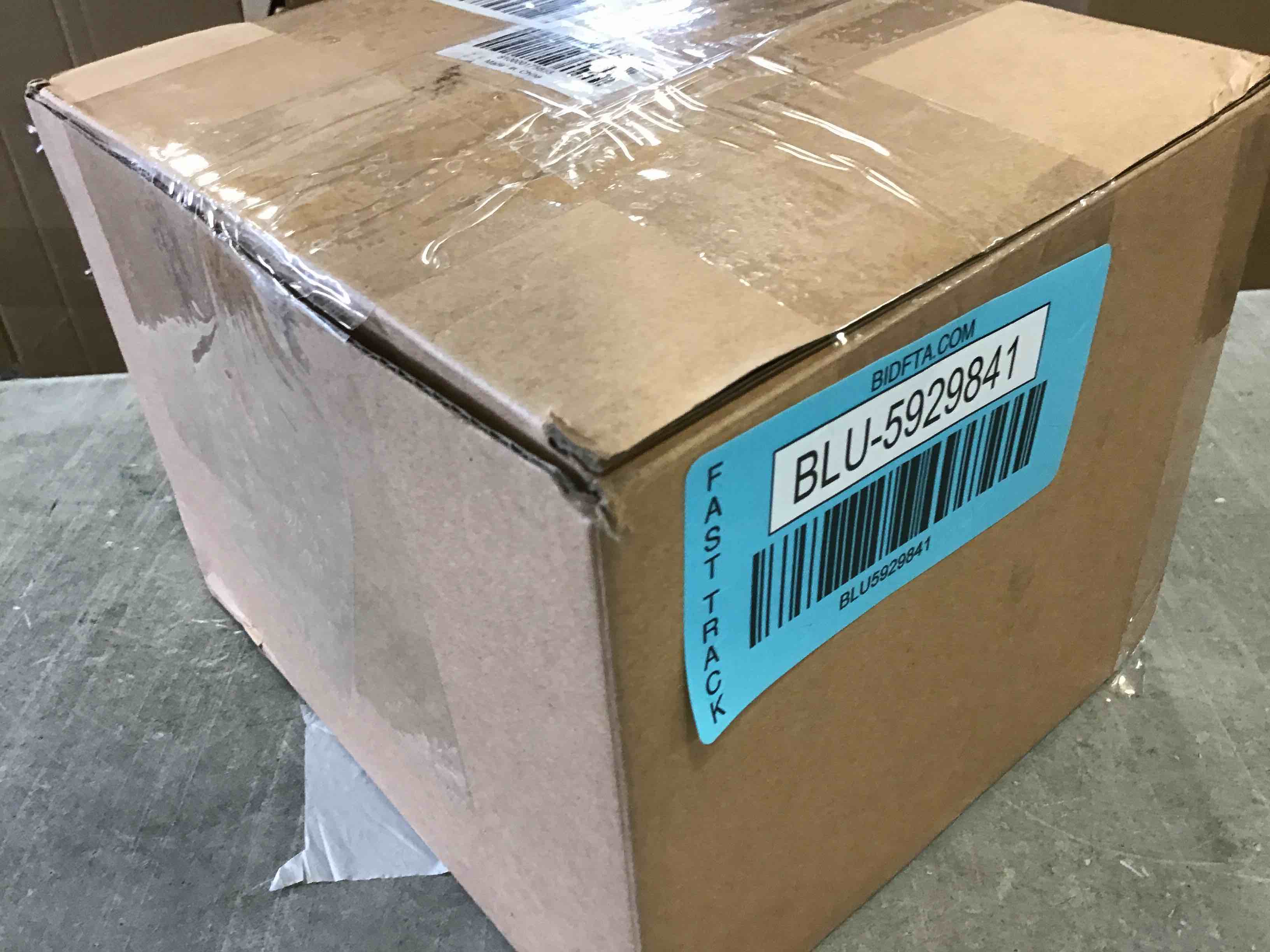 https://s3.amazonaws.com/lotting-images-prod/bidfta/BLU5929841_1710264261345.jpeg