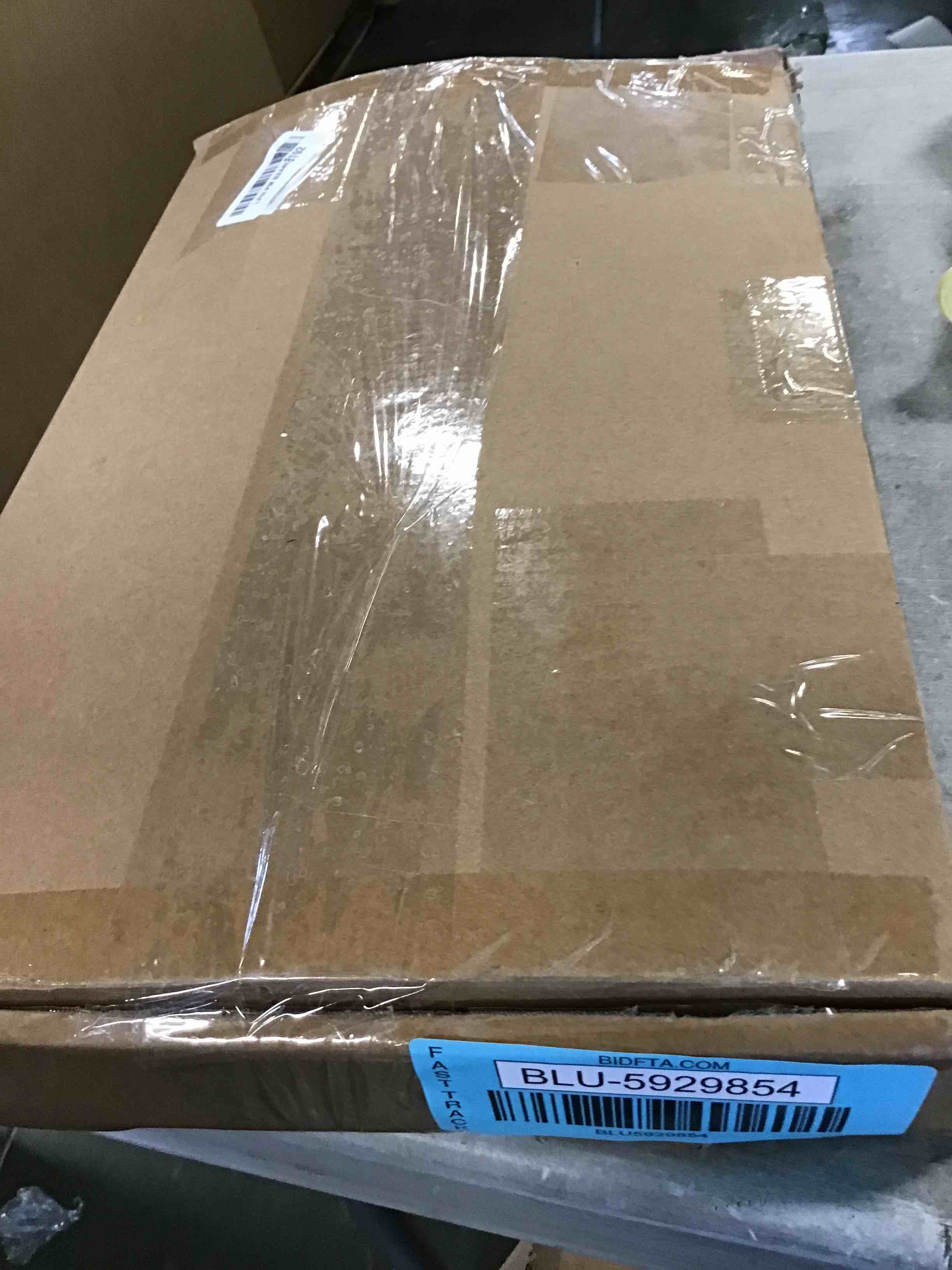 https://s3.amazonaws.com/lotting-images-prod/bidfta/BLU5929854_1710265148595.jpeg