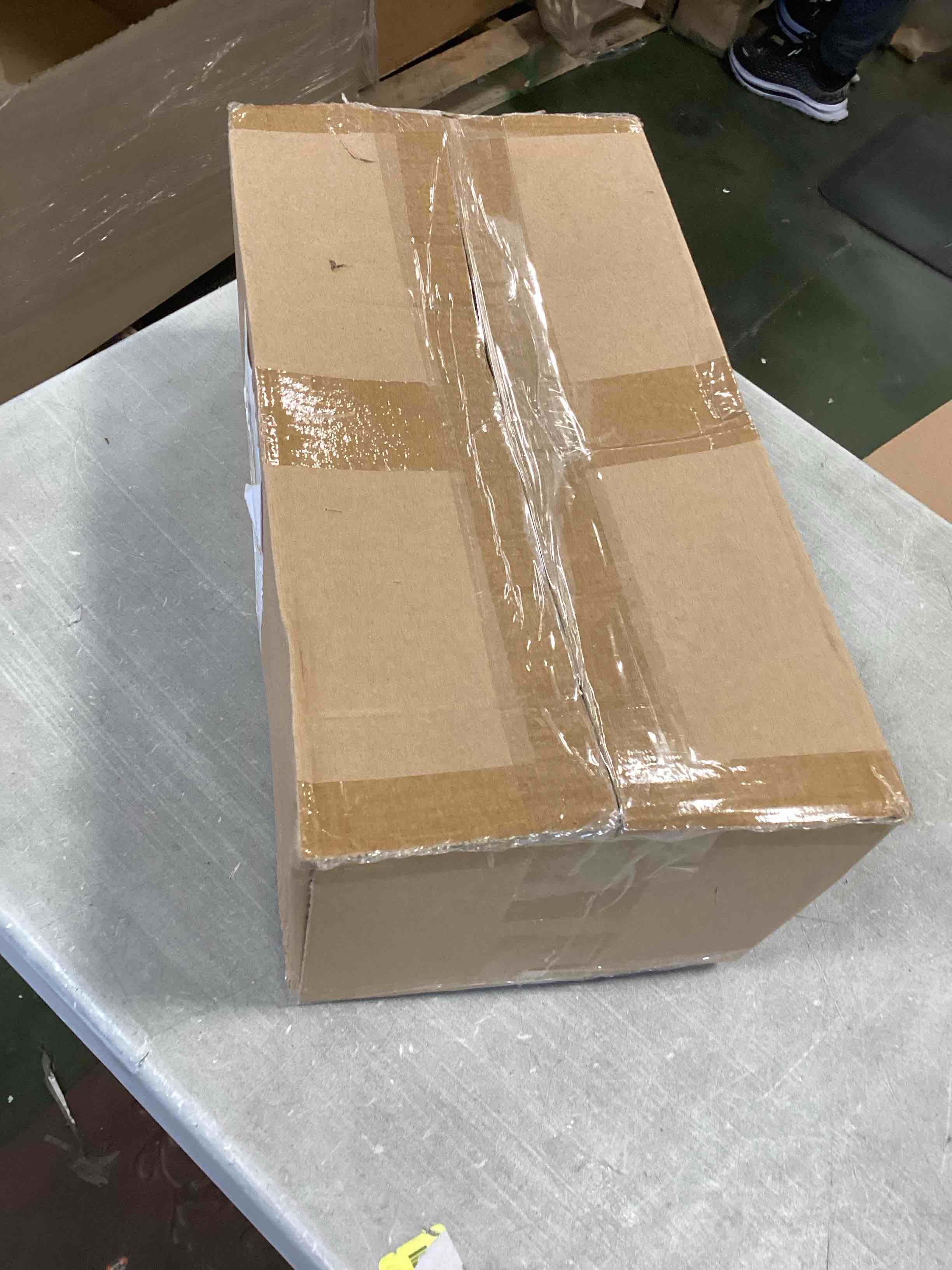 https://s3.amazonaws.com/lotting-images-prod/bidfta/BLU5929943_1709558324577.jpeg