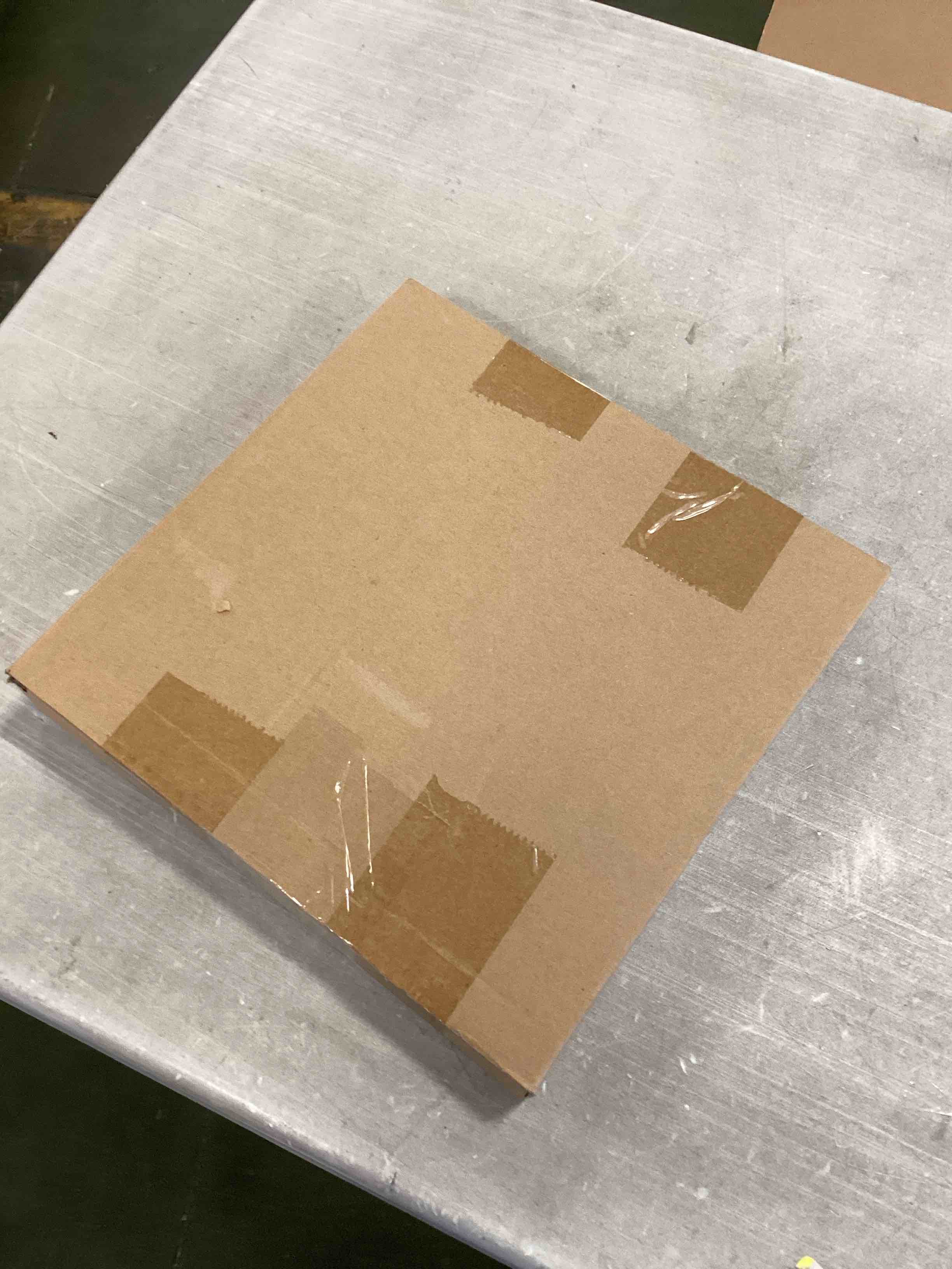 https://s3.amazonaws.com/lotting-images-prod/bidfta/BLU5929964_1709562339143.jpeg