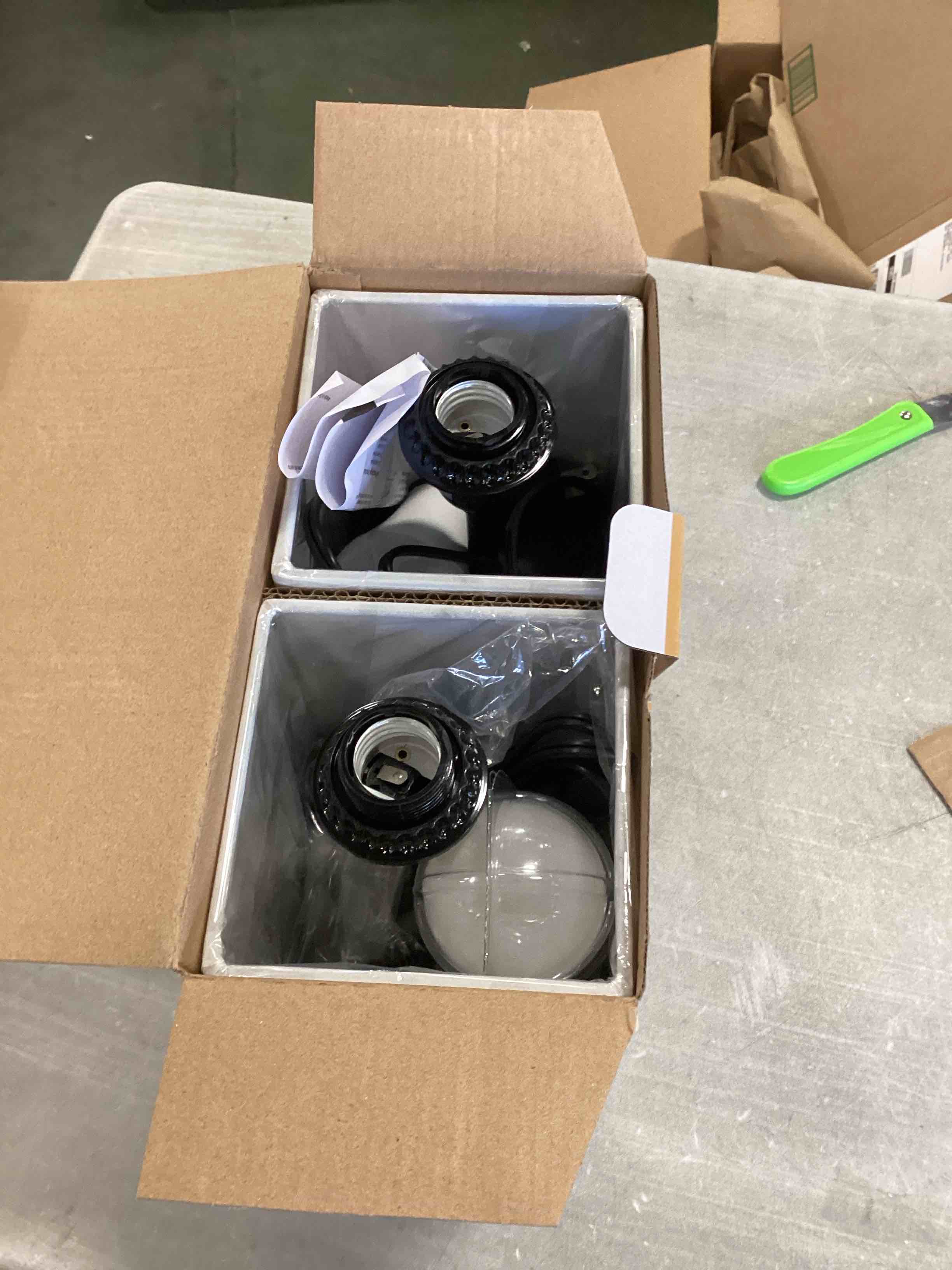 https://s3.amazonaws.com/lotting-images-prod/bidfta/BLU5929973_1709564259847.jpeg