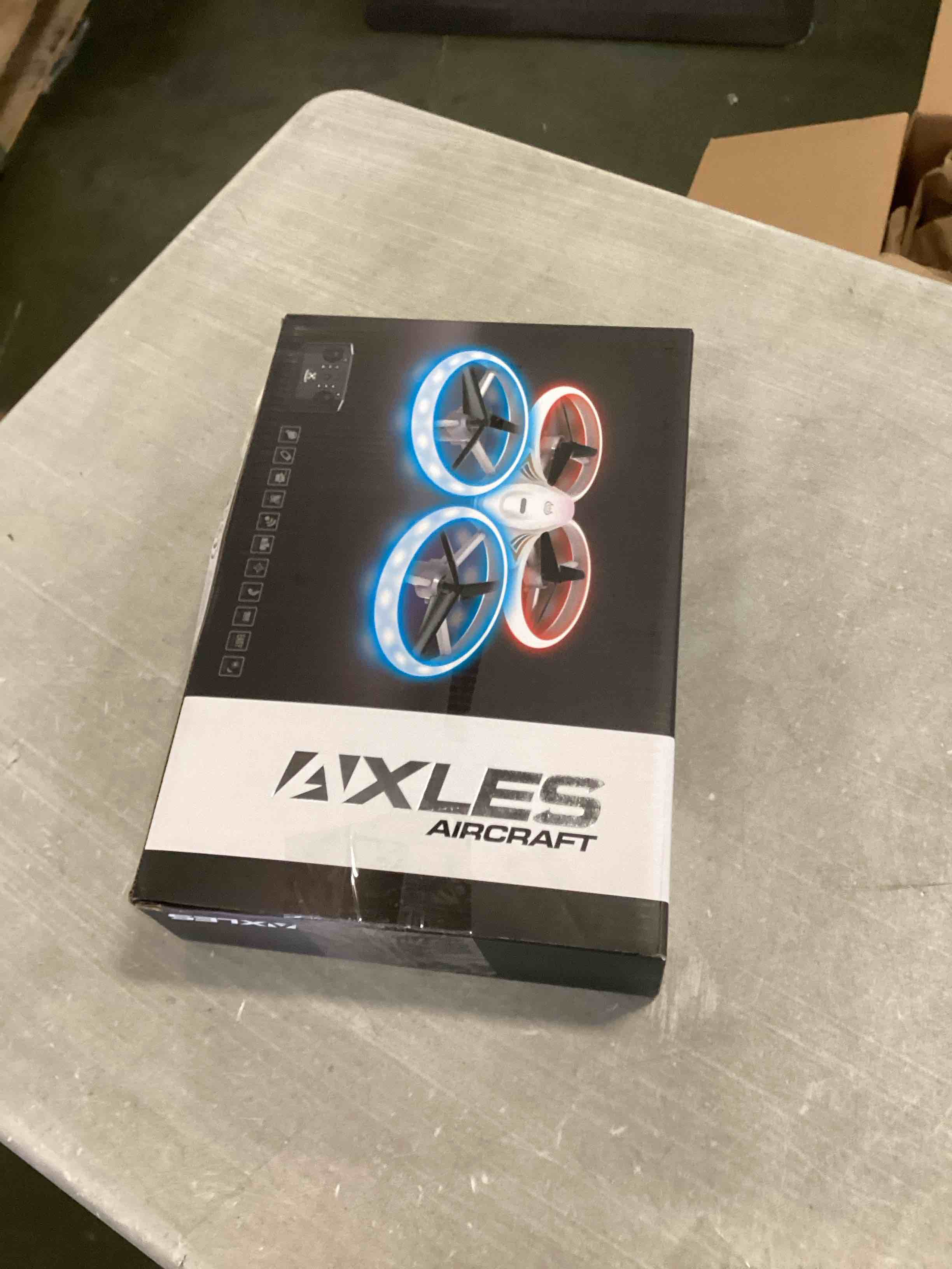 https://s3.amazonaws.com/lotting-images-prod/bidfta/BLU5930004_1709575577333.jpeg