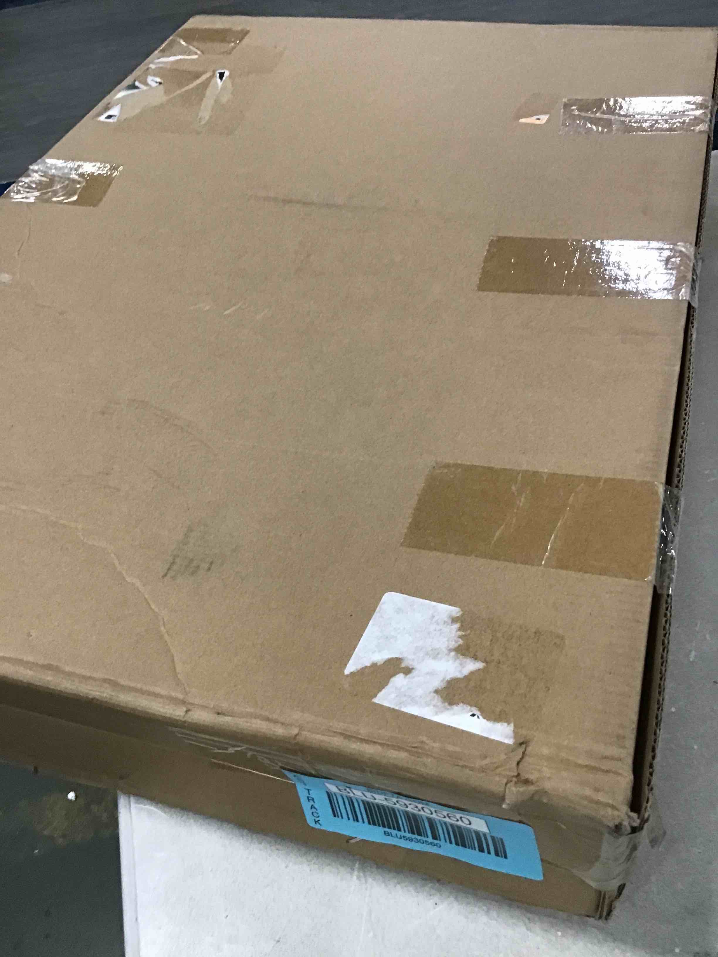 https://s3.amazonaws.com/lotting-images-prod/bidfta/BLU5930560_1710599185009.jpeg