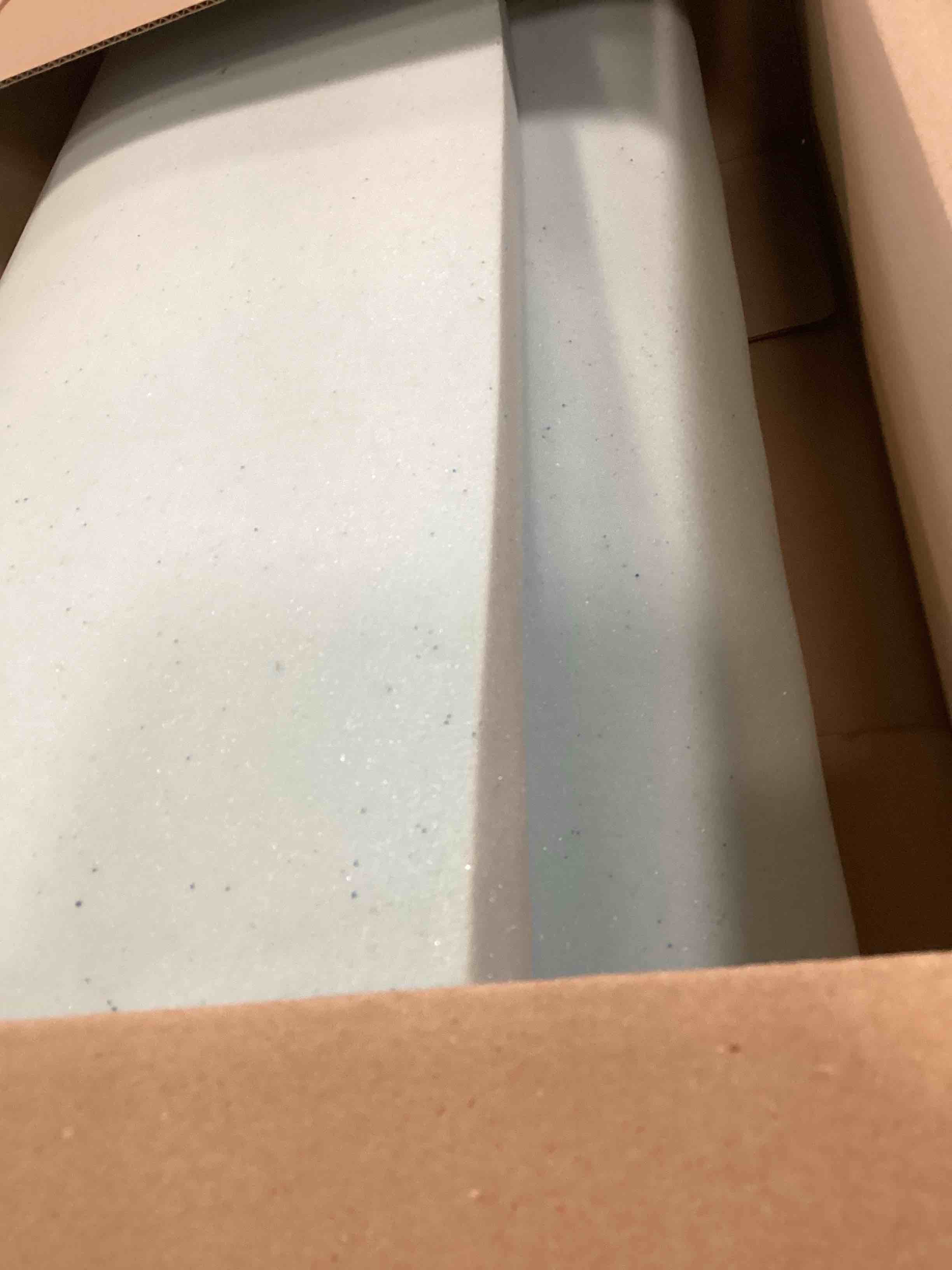 https://s3.amazonaws.com/lotting-images-prod/bidfta/BLU5931140_1711110142239.jpeg