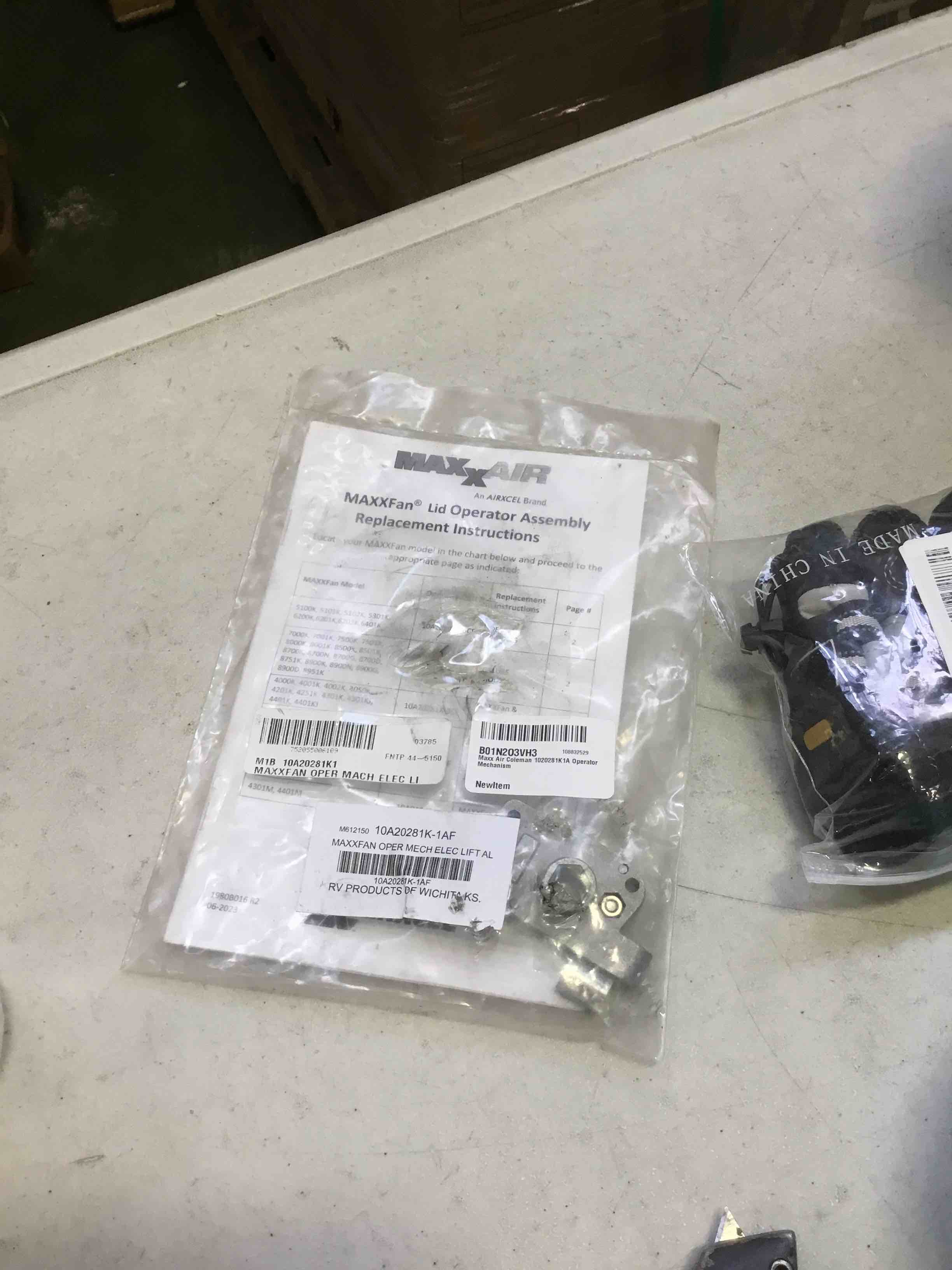 Coleman 10-20281K-1AF - Maxx Air Automatic Lift Operator Mechanism