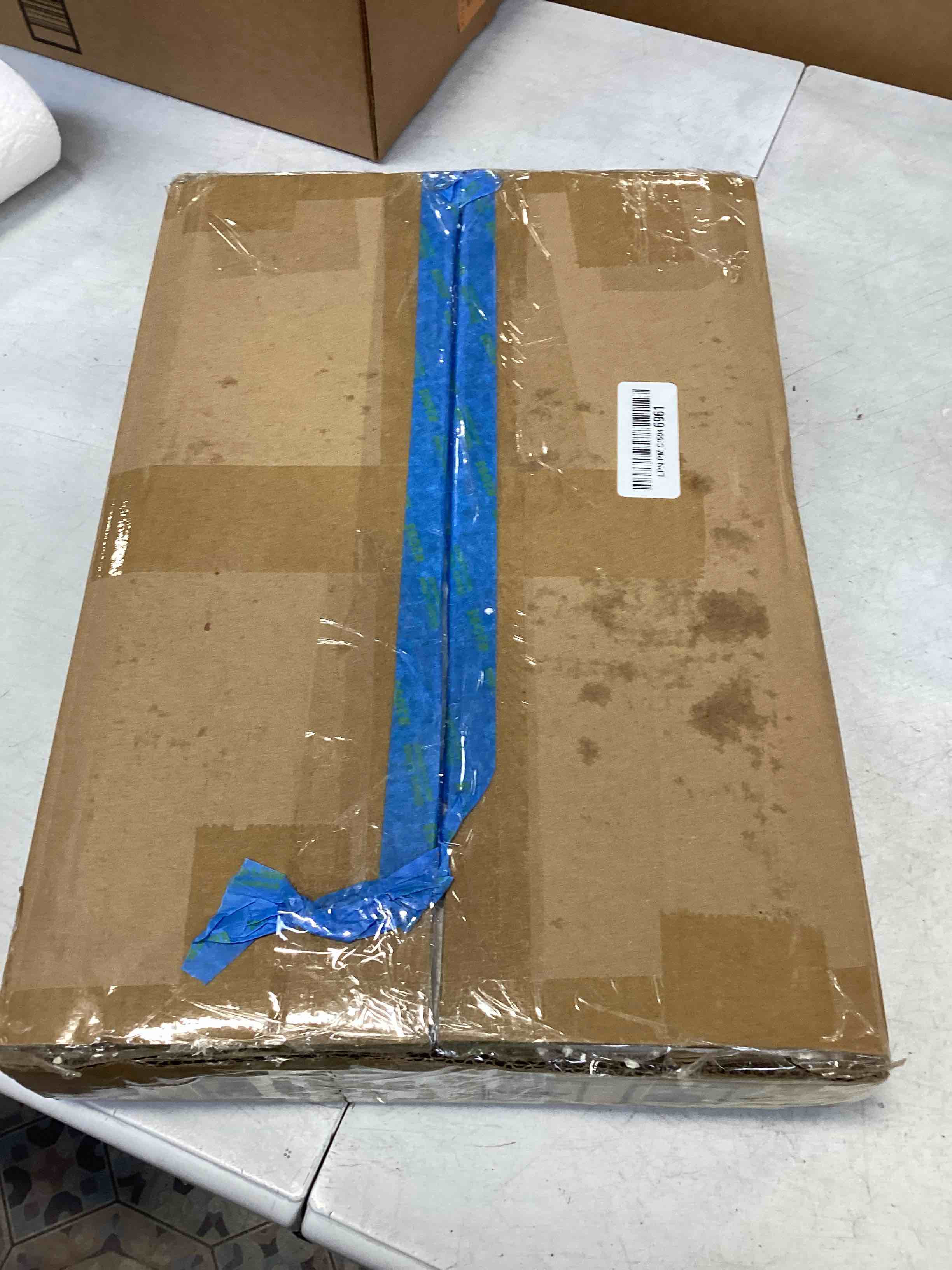 https://s3.amazonaws.com/lotting-images-prod/bidfta/BLU5933312_1709908338660.jpeg