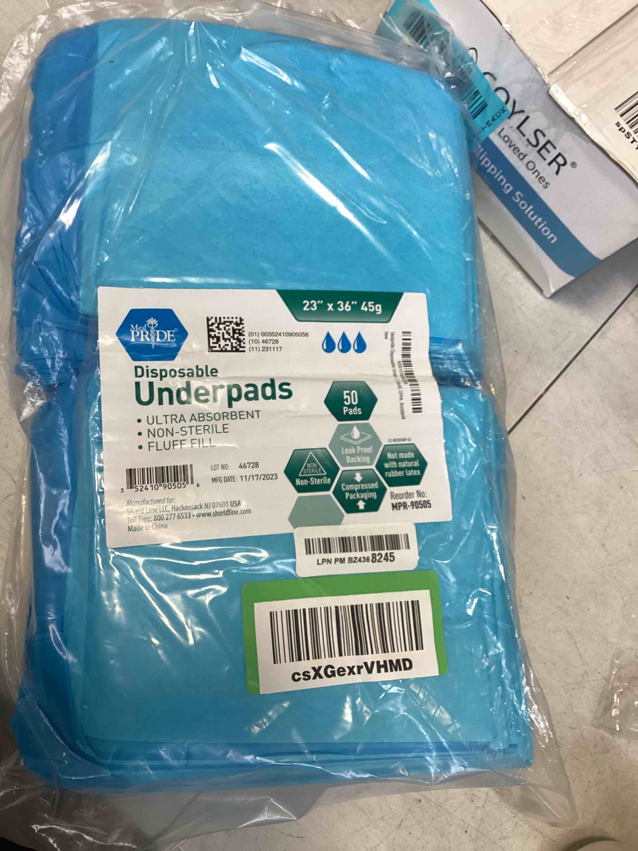 https://s3.amazonaws.com/lotting-images-prod/bidfta/BLU5933437_1709928391623.jpeg