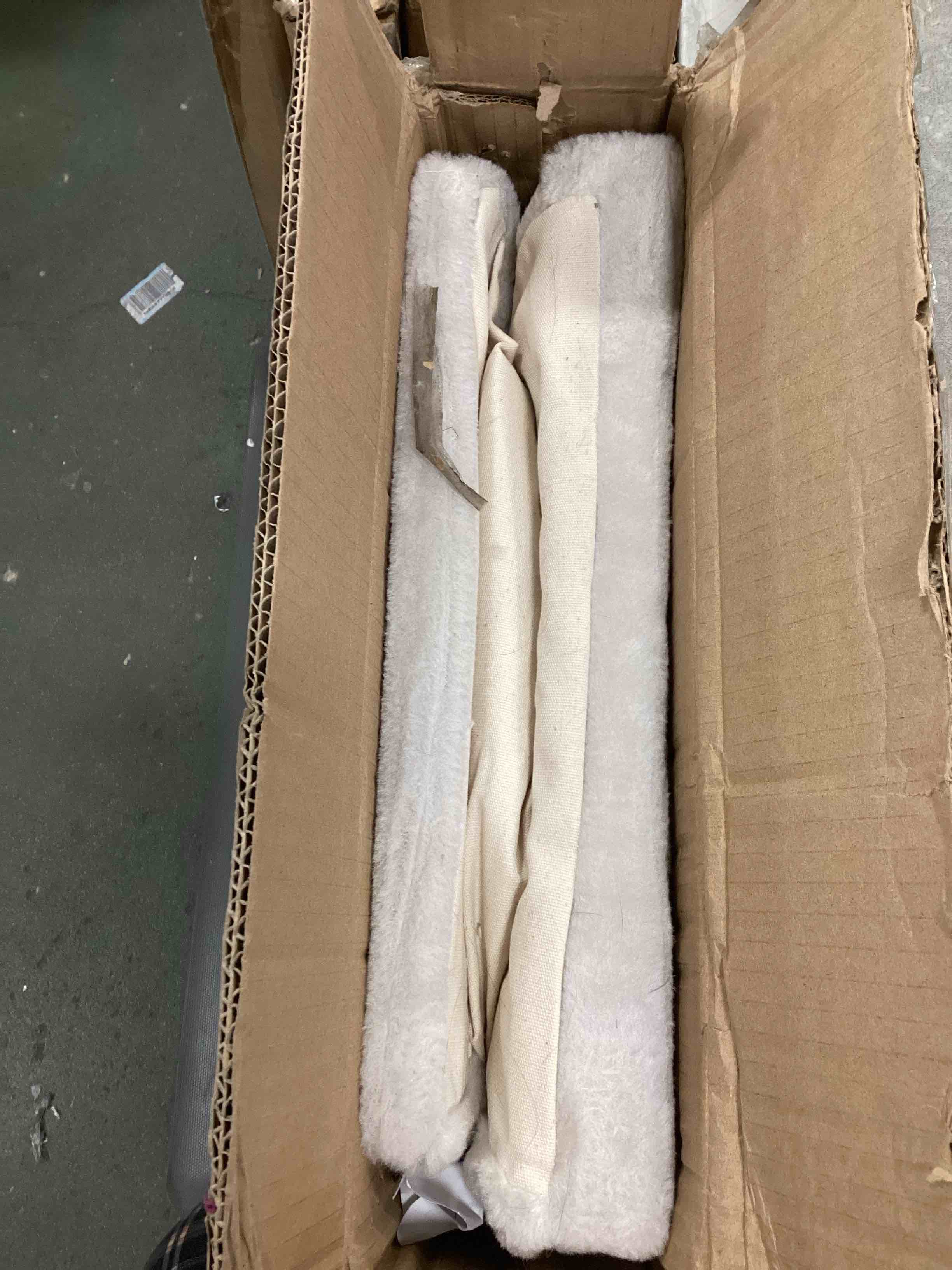 https://s3.amazonaws.com/lotting-images-prod/bidfta/BLU5933533_1710597643830.jpeg