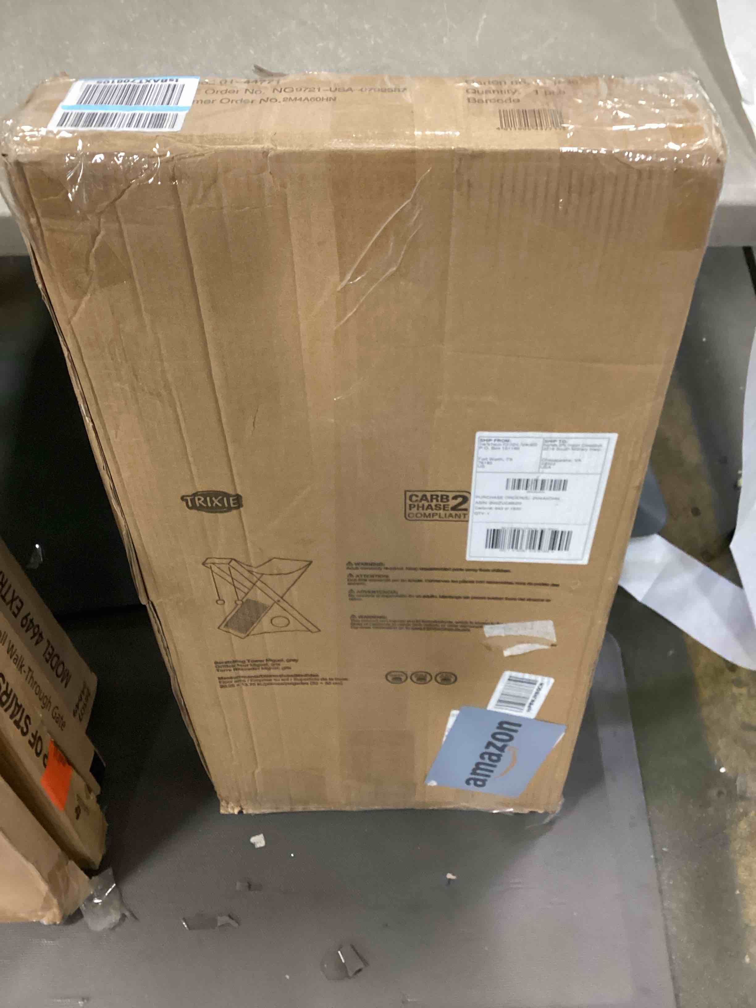 https://s3.amazonaws.com/lotting-images-prod/bidfta/BLU5933533_1710597662242.jpeg