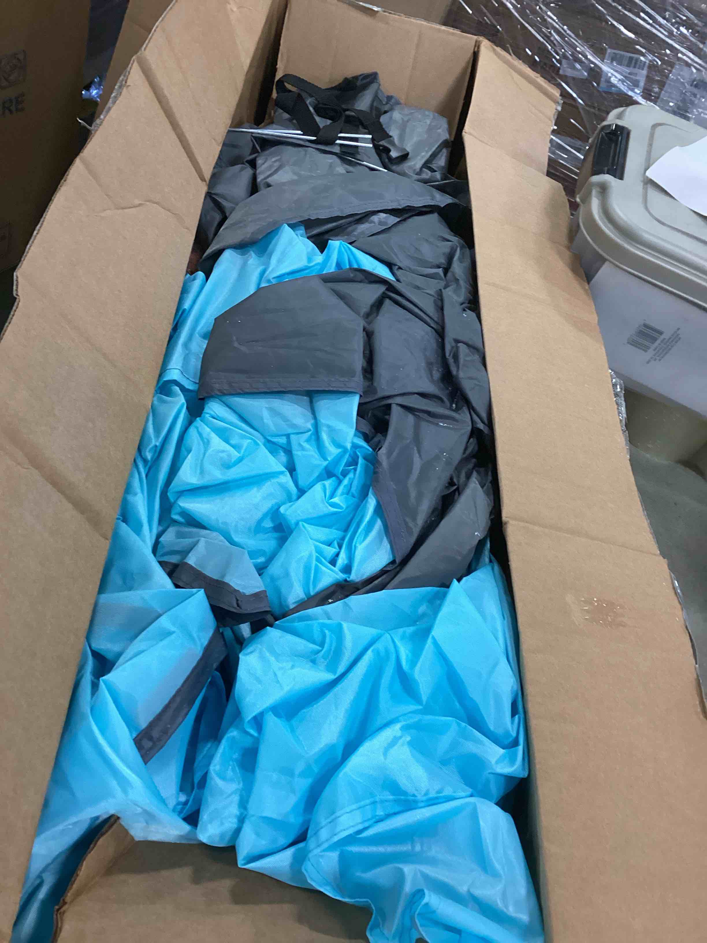 https://s3.amazonaws.com/lotting-images-prod/bidfta/BLU5933540_1710599108552.jpeg