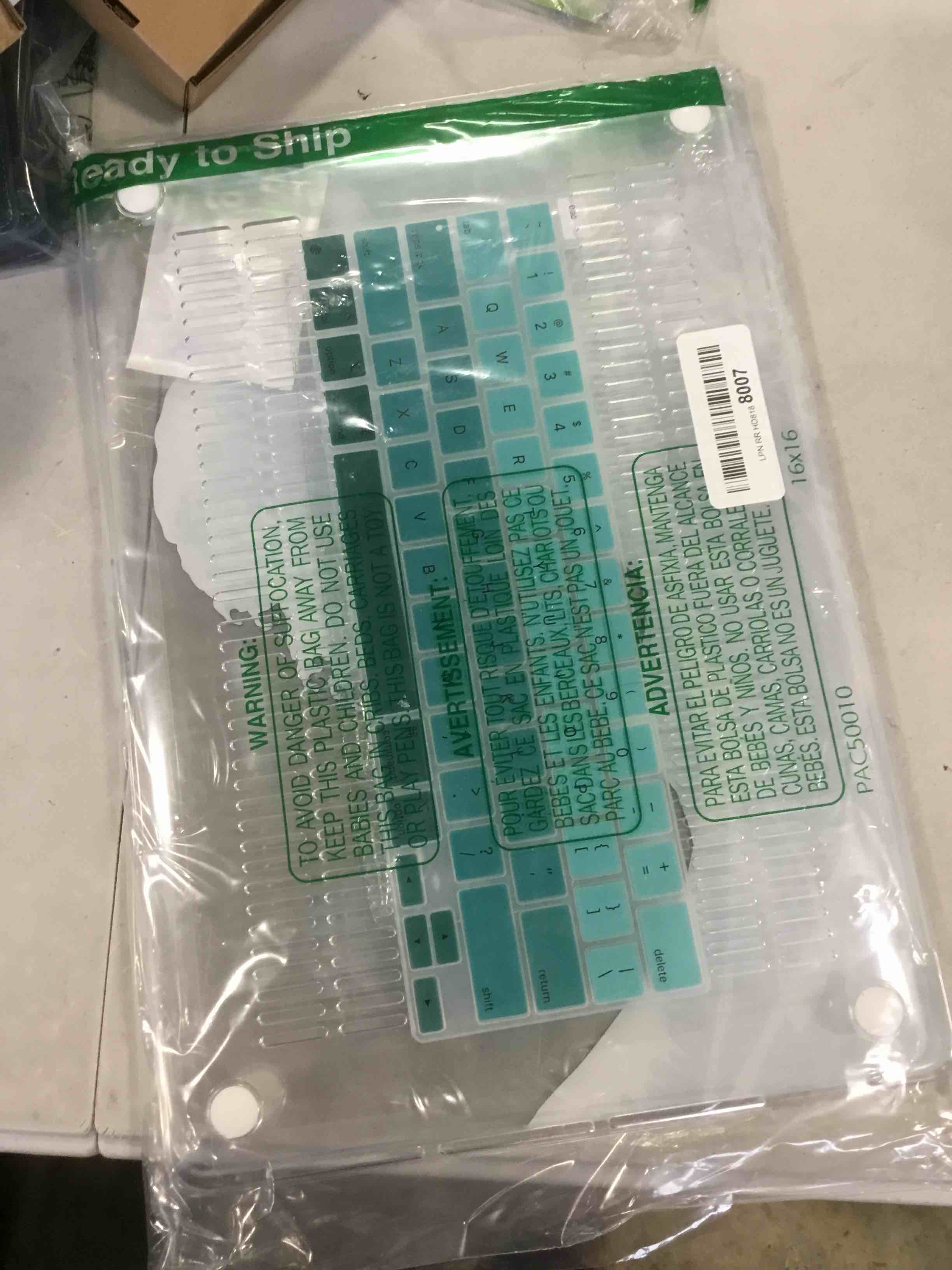 https://s3.amazonaws.com/lotting-images-prod/bidfta/BLU5934193_1715087561607.jpeg