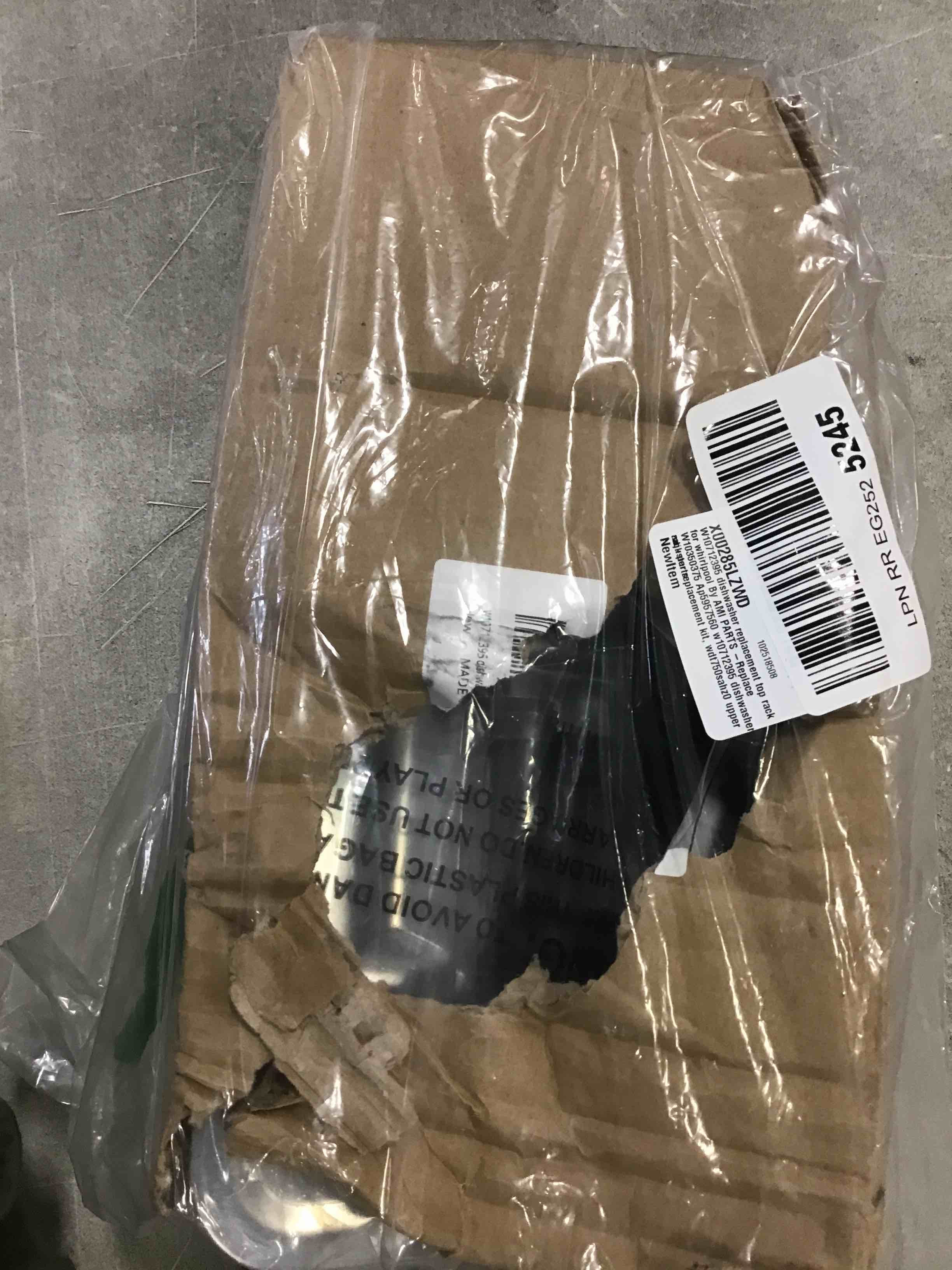 https://s3.amazonaws.com/lotting-images-prod/bidfta/BLU5935426_1709759347023.jpeg