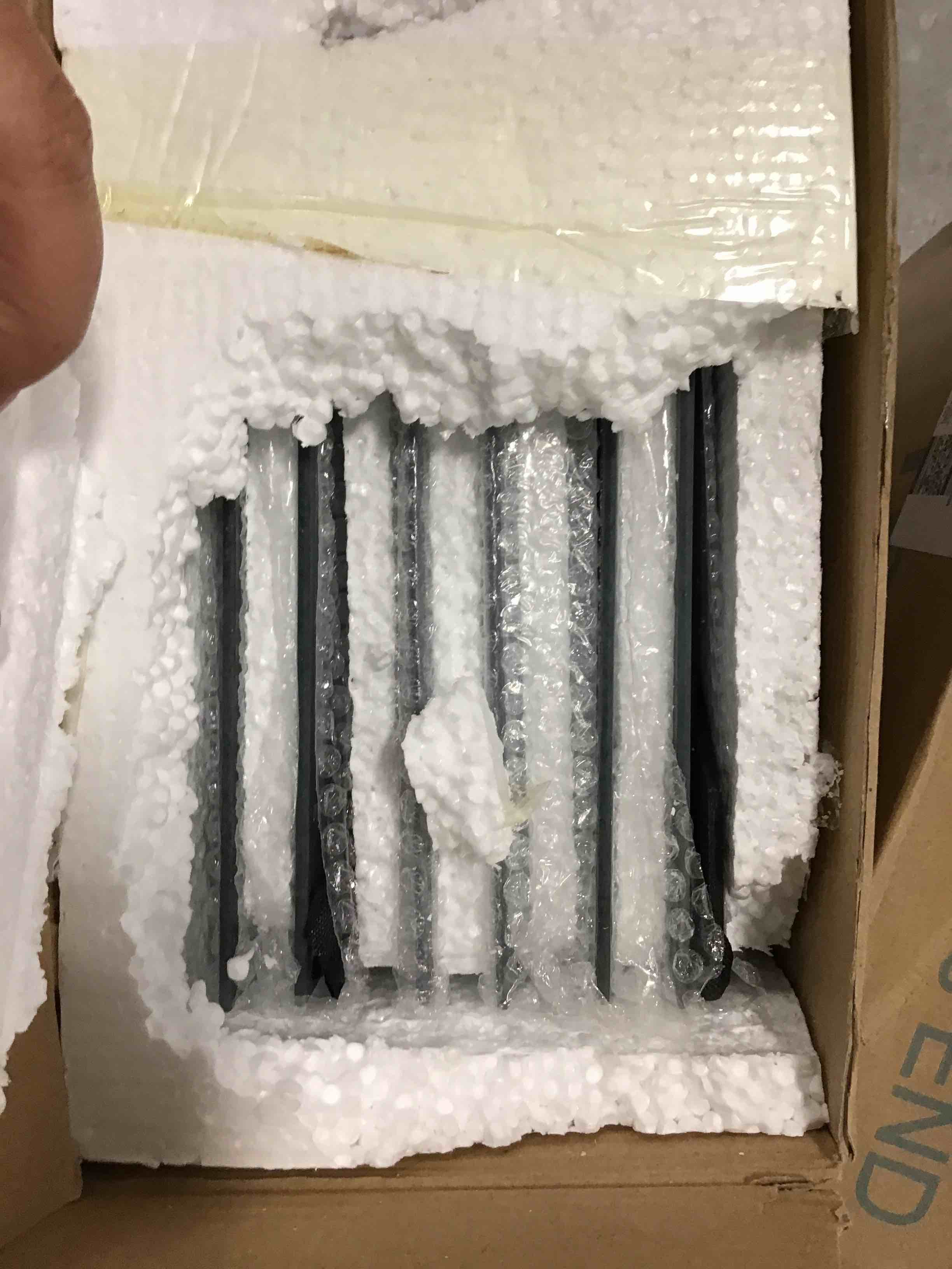 https://s3.amazonaws.com/lotting-images-prod/bidfta/BLU5935676_1709834328522.jpeg