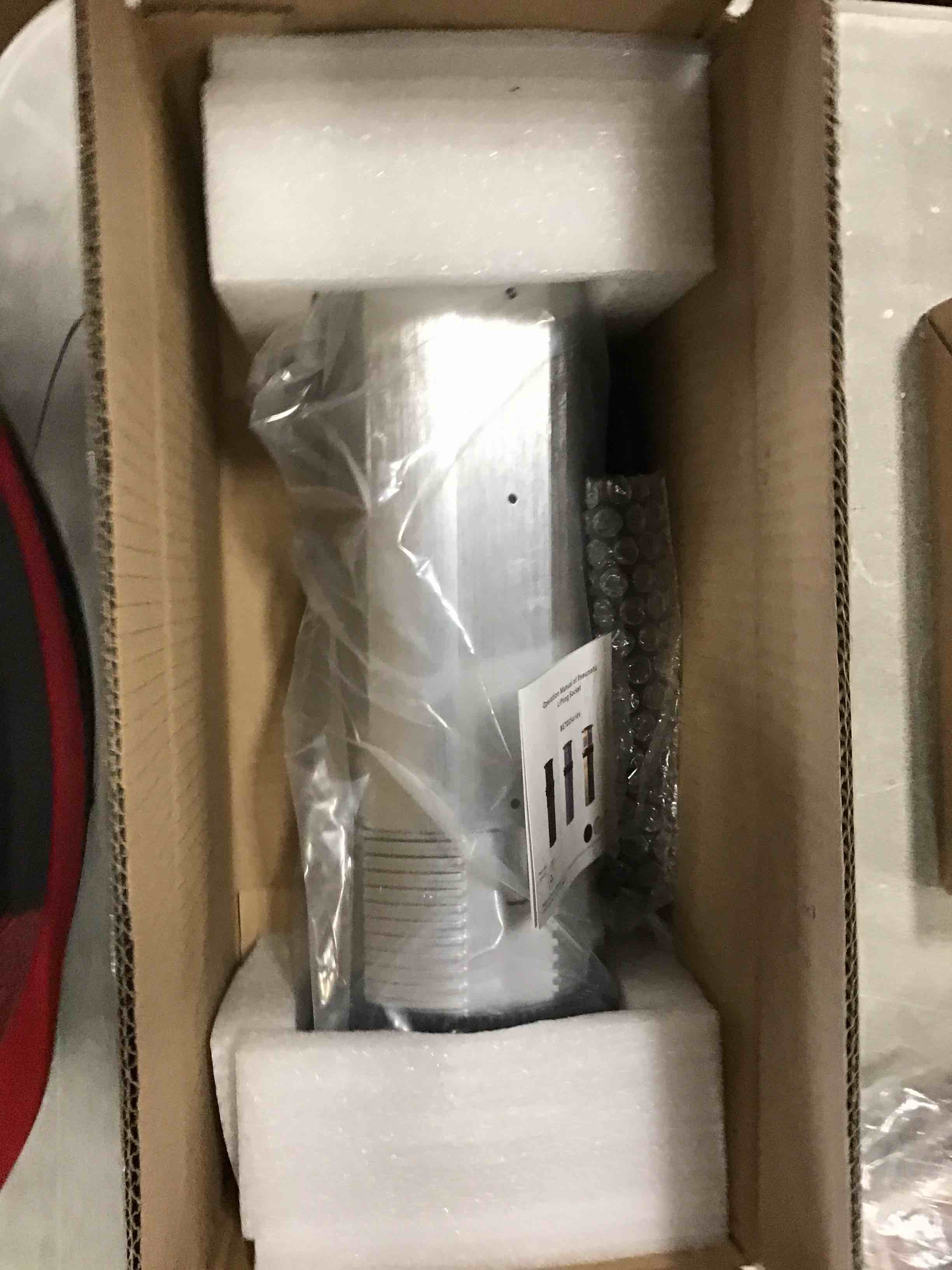 https://s3.amazonaws.com/lotting-images-prod/bidfta/BLU5935718_1709837805459.jpeg