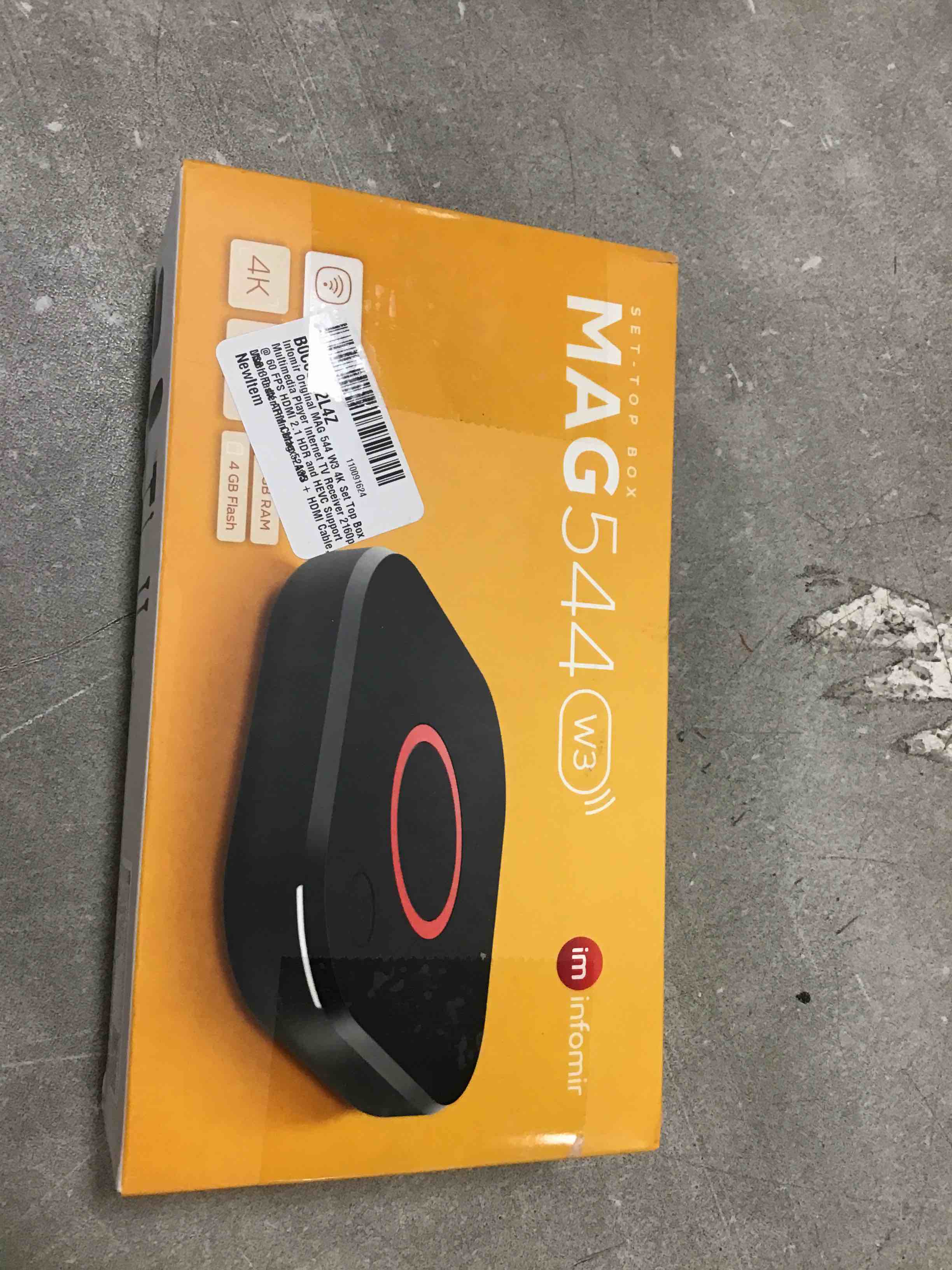 https://s3.amazonaws.com/lotting-images-prod/bidfta/BLU5935740_1709841158180.jpeg