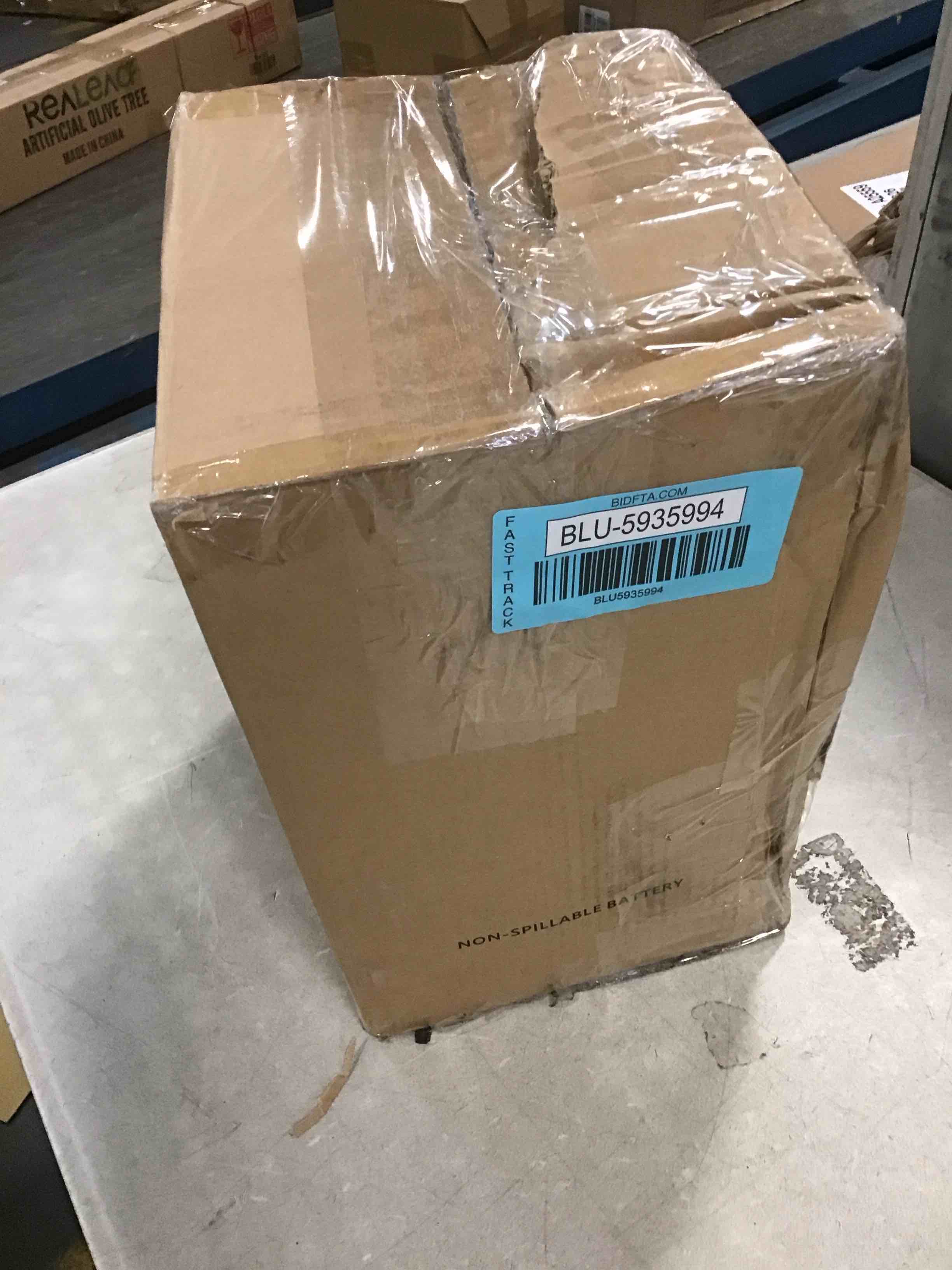 https://s3.amazonaws.com/lotting-images-prod/bidfta/BLU5935994_1706907874150.jpeg