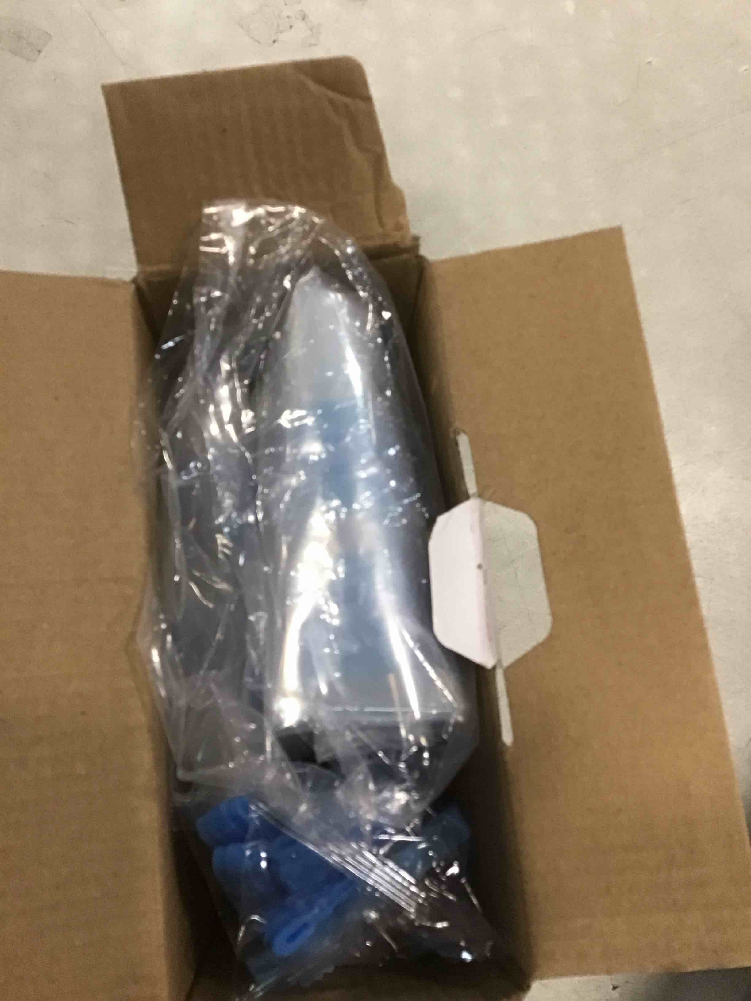 https://s3.amazonaws.com/lotting-images-prod/bidfta/BLU5935998_1706965352428.jpeg