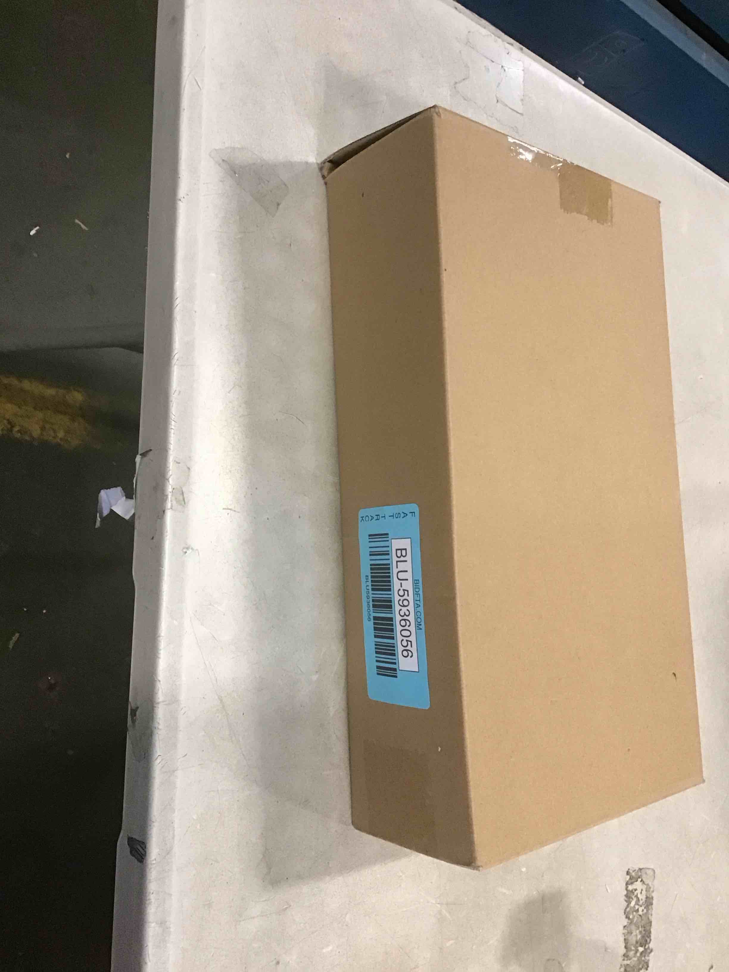 https://s3.amazonaws.com/lotting-images-prod/bidfta/BLU5936056_1706977590608.jpeg