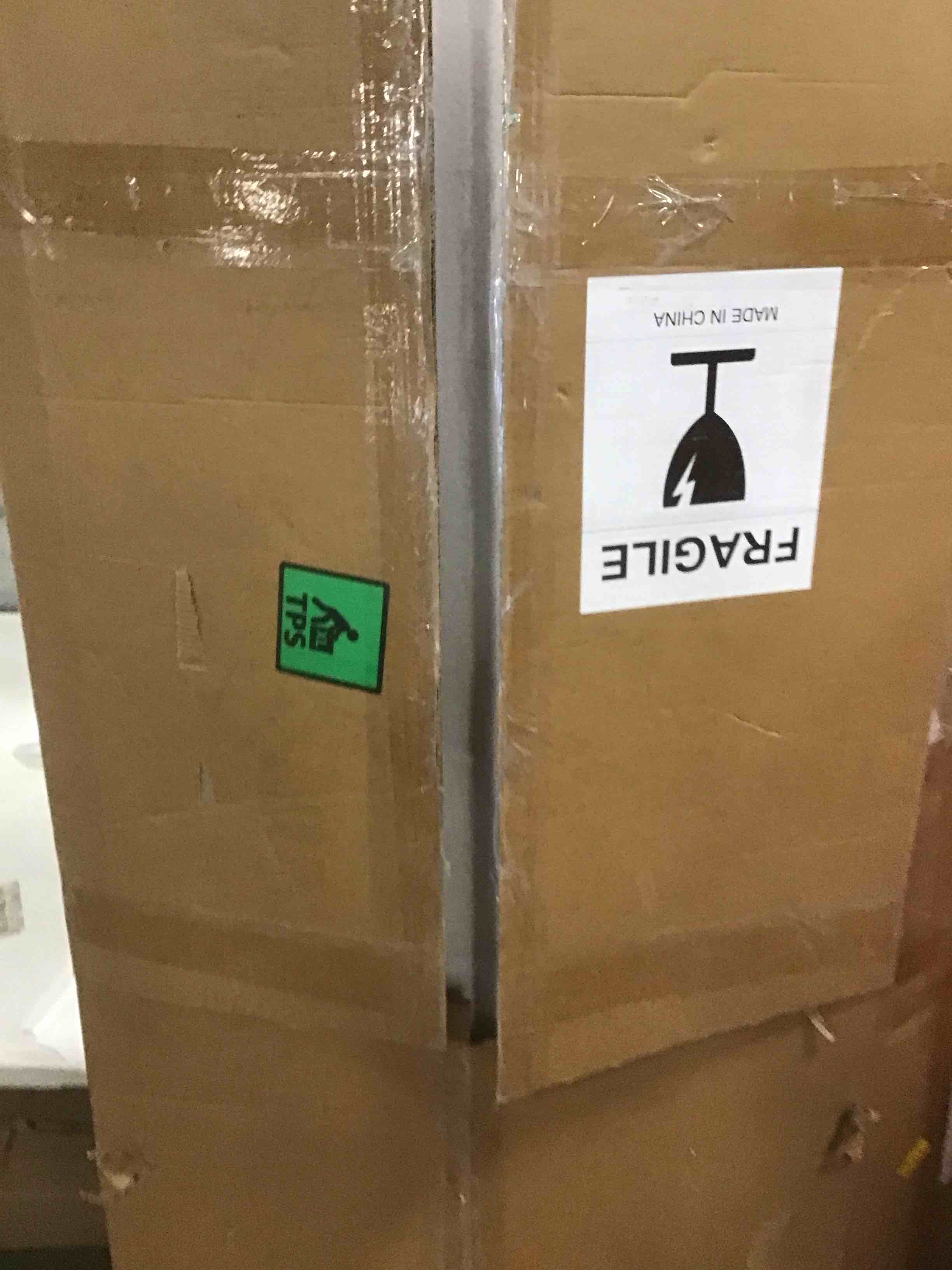 https://s3.amazonaws.com/lotting-images-prod/bidfta/BLU5936118_1706989906134.jpeg