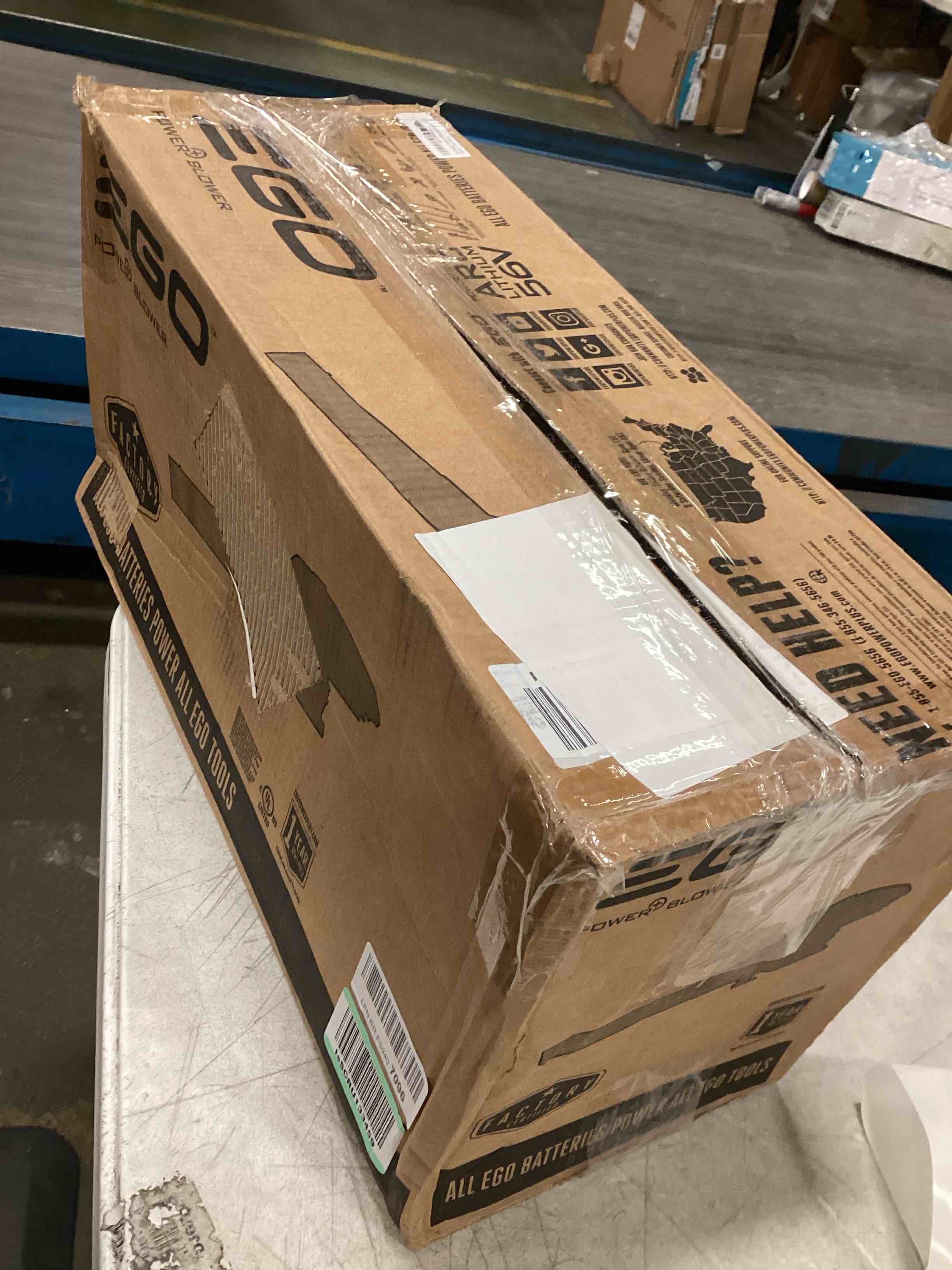 https://s3.amazonaws.com/lotting-images-prod/bidfta/BLU5936329_1707223087334.jpeg