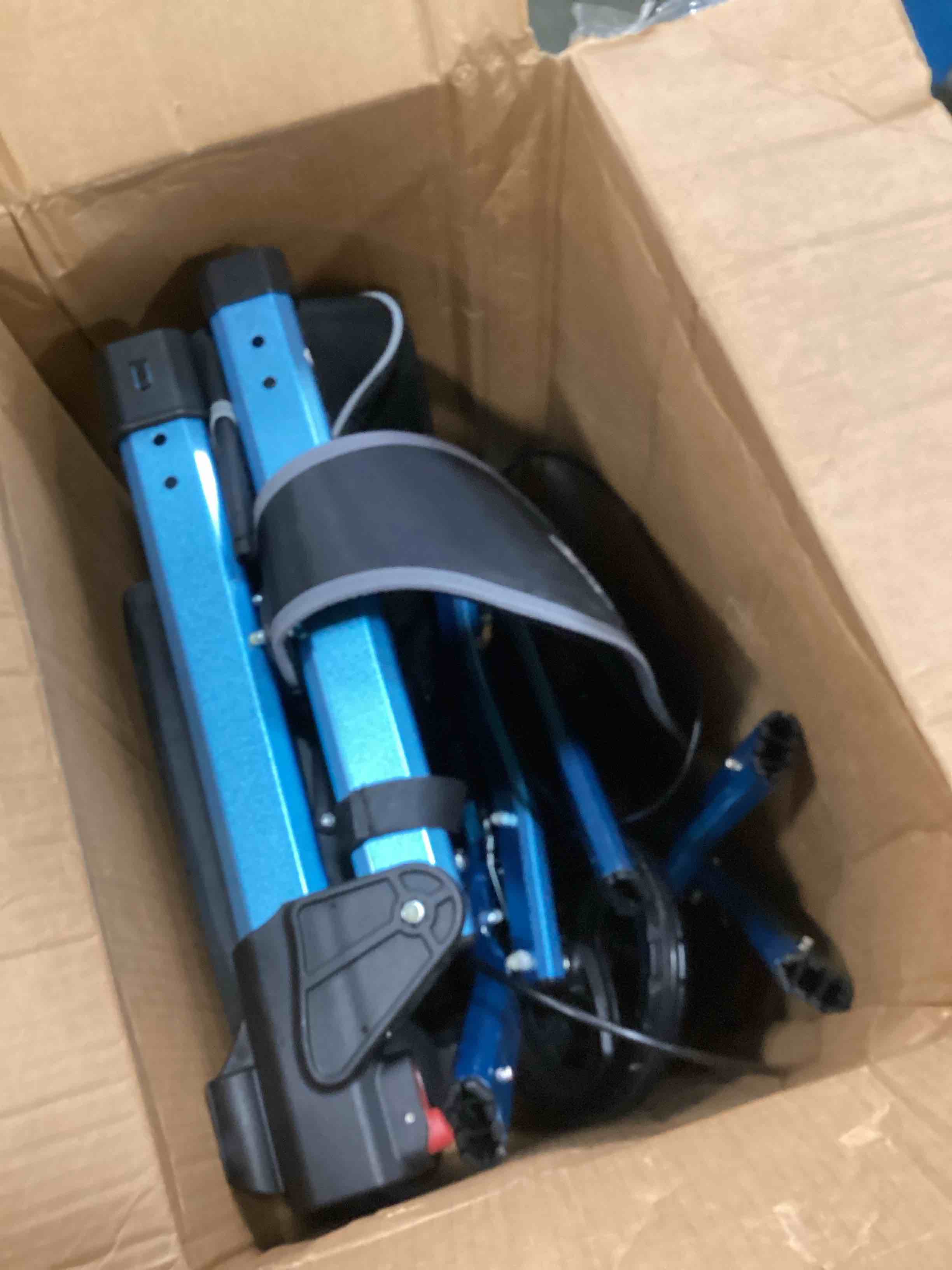 https://s3.amazonaws.com/lotting-images-prod/bidfta/BLU5937066_1707320333861.jpeg