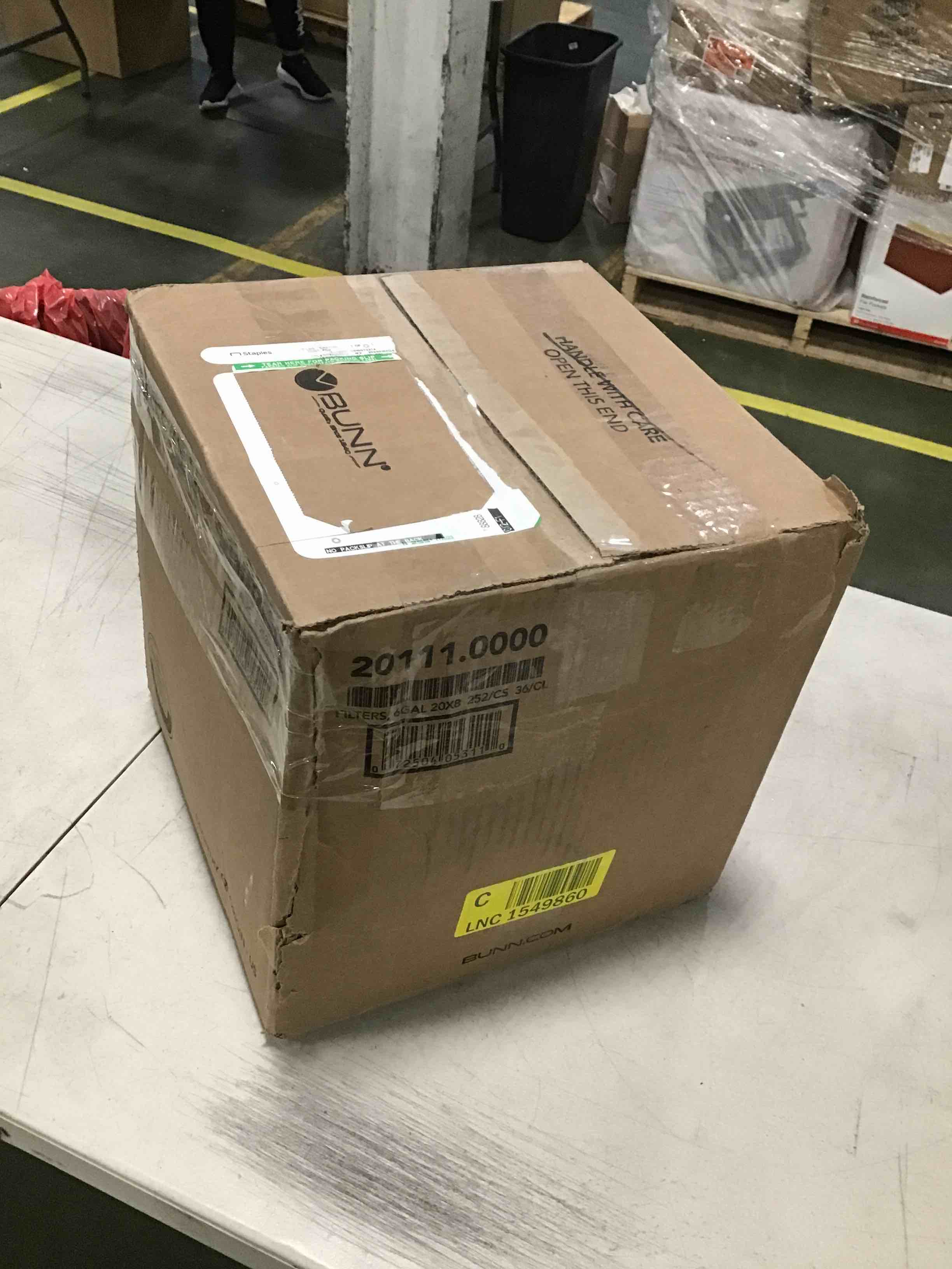 https://s3.amazonaws.com/lotting-images-prod/bidfta/BLU5937568_1707223258413.jpeg