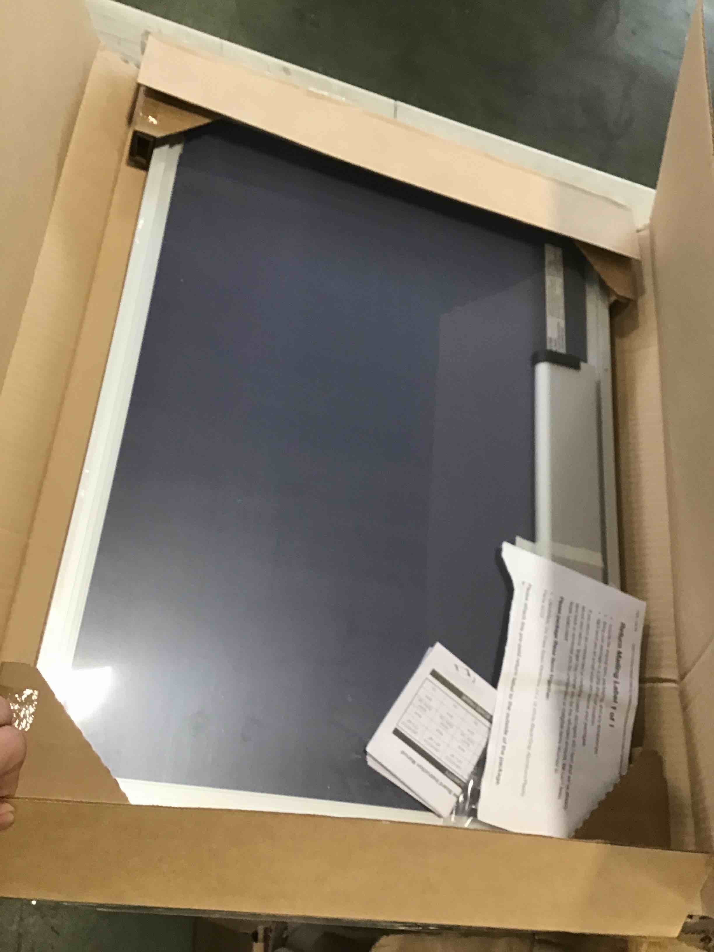 https://s3.amazonaws.com/lotting-images-prod/bidfta/BLU5937635_1707233794985.jpeg