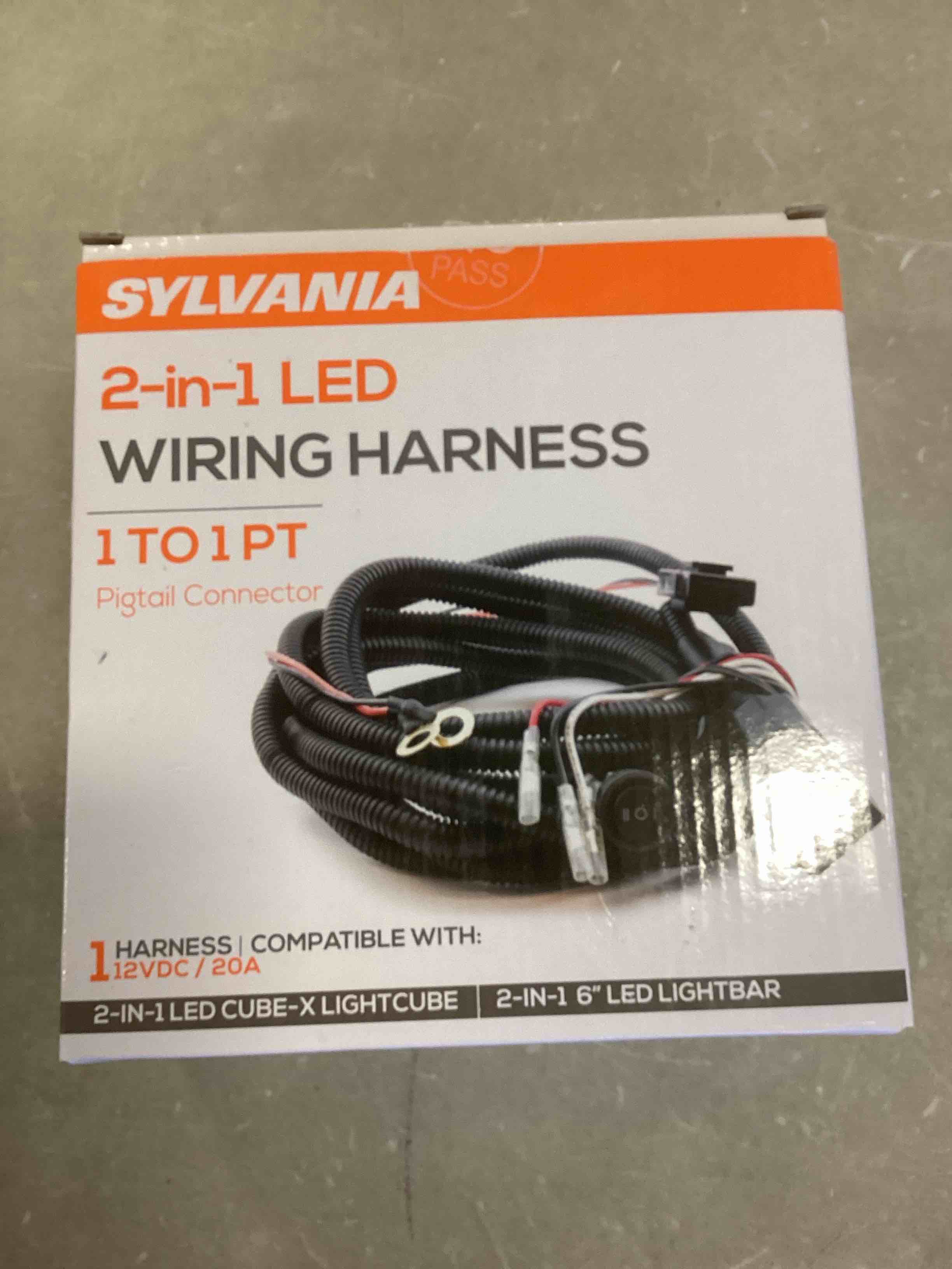 https://s3.amazonaws.com/lotting-images-prod/bidfta/BLU5938022_1708374297218.jpeg