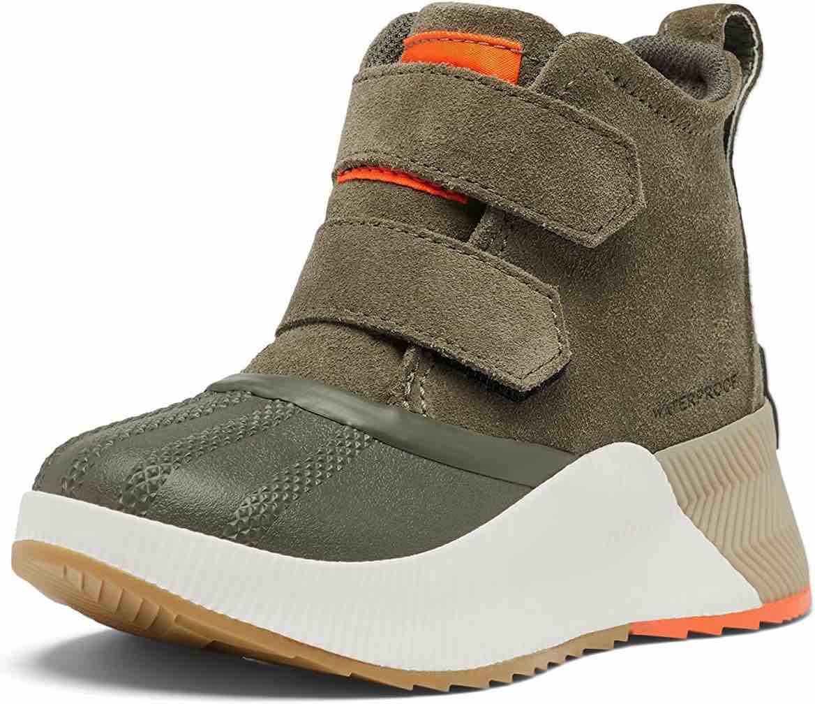 Size 8  kid’s Sorel Youth Unisex Little Children's Out N About Classic Waterproof Boots