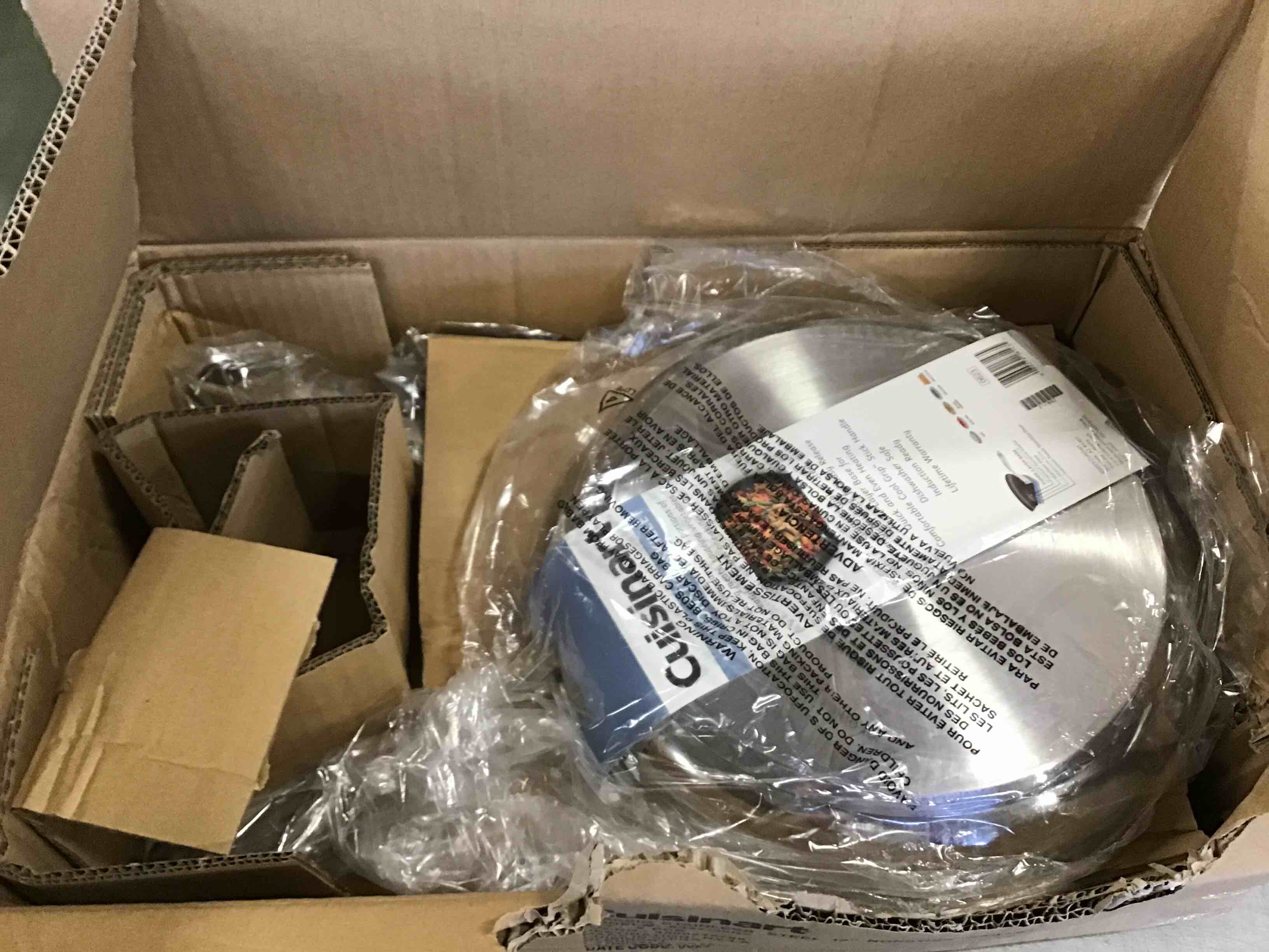 https://s3.amazonaws.com/lotting-images-prod/bidfta/BLU5938841_1708702465211.jpeg