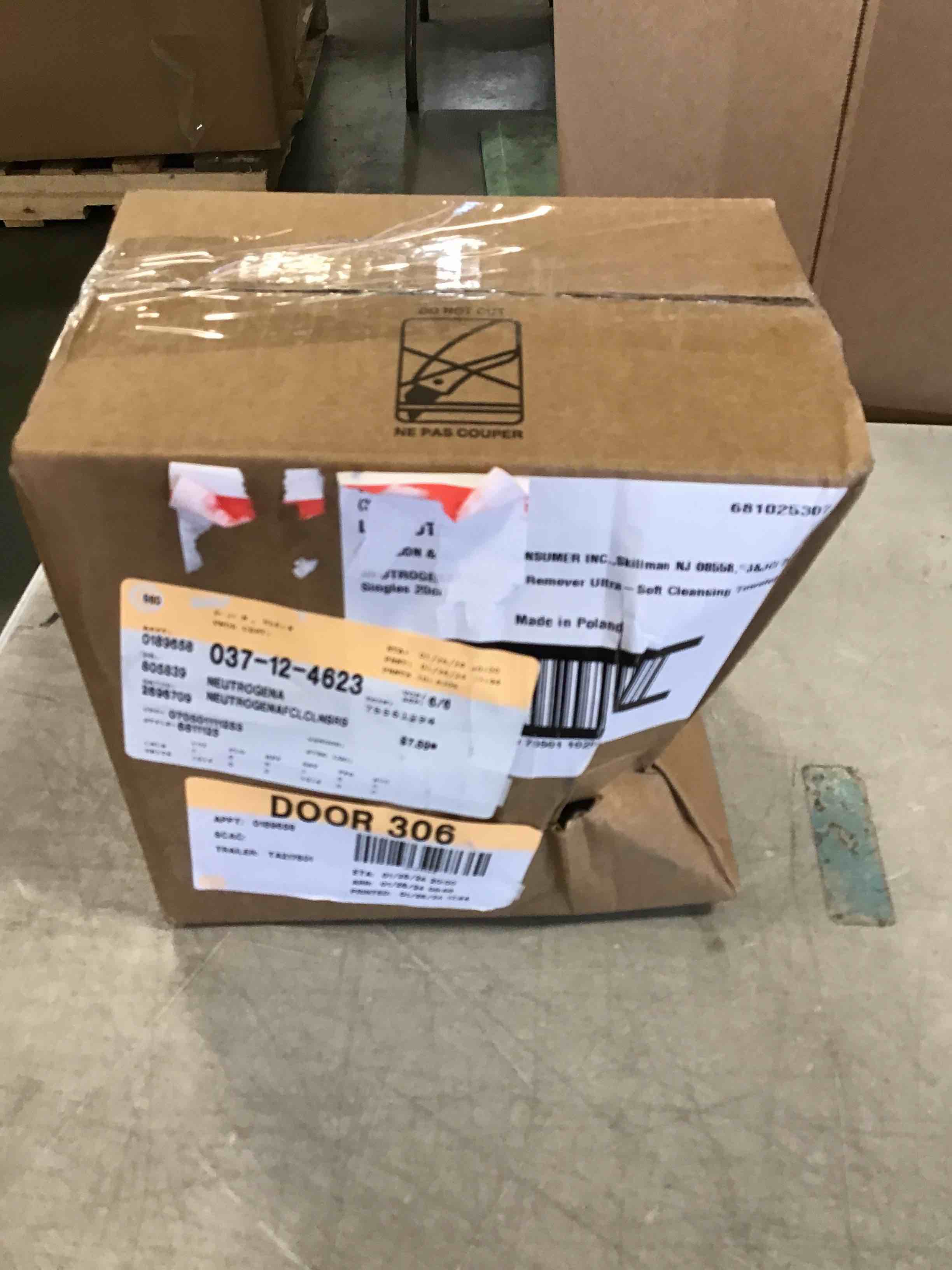 https://s3.amazonaws.com/lotting-images-prod/bidfta/BLU5938843_1708702689639.jpeg