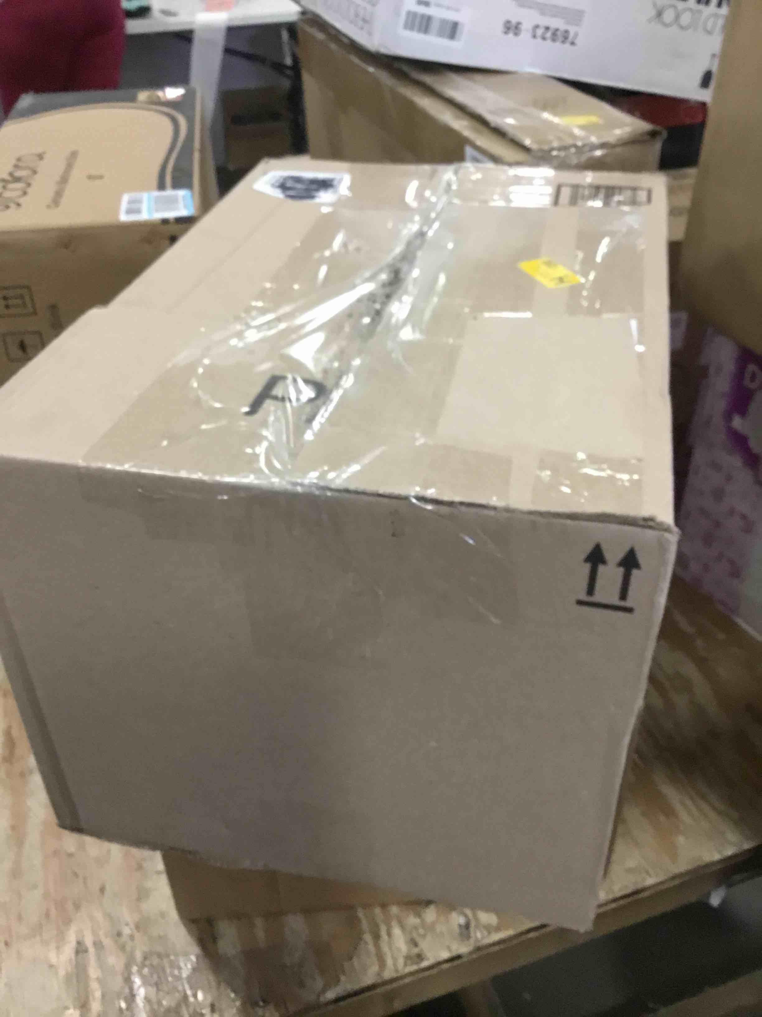 https://s3.amazonaws.com/lotting-images-prod/bidfta/BLU5939653_1707767915576.jpeg