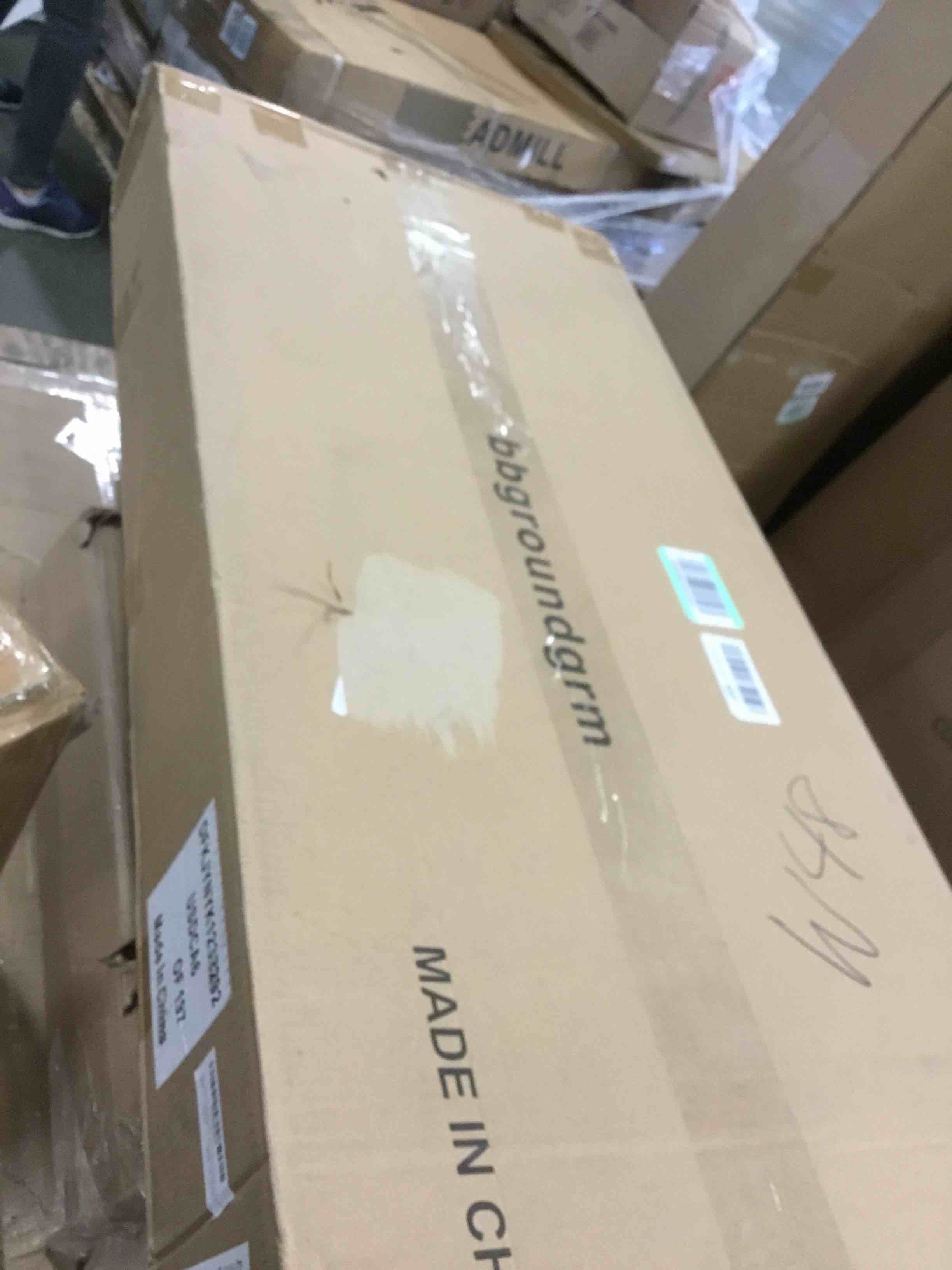 https://s3.amazonaws.com/lotting-images-prod/bidfta/BLU5939739_1707831609688.jpeg