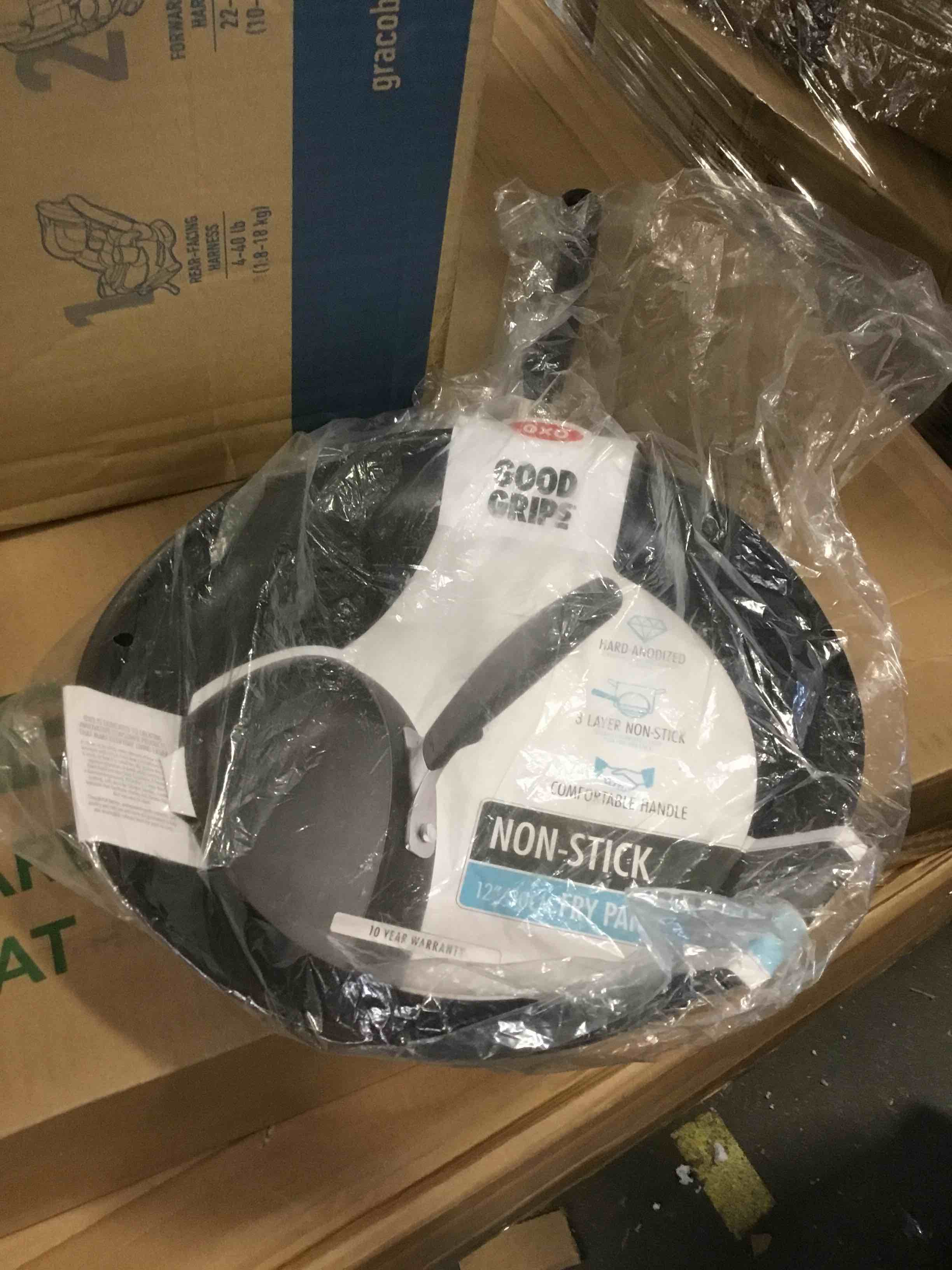 https://s3.amazonaws.com/lotting-images-prod/bidfta/BLU5940112_1707939194642.jpeg