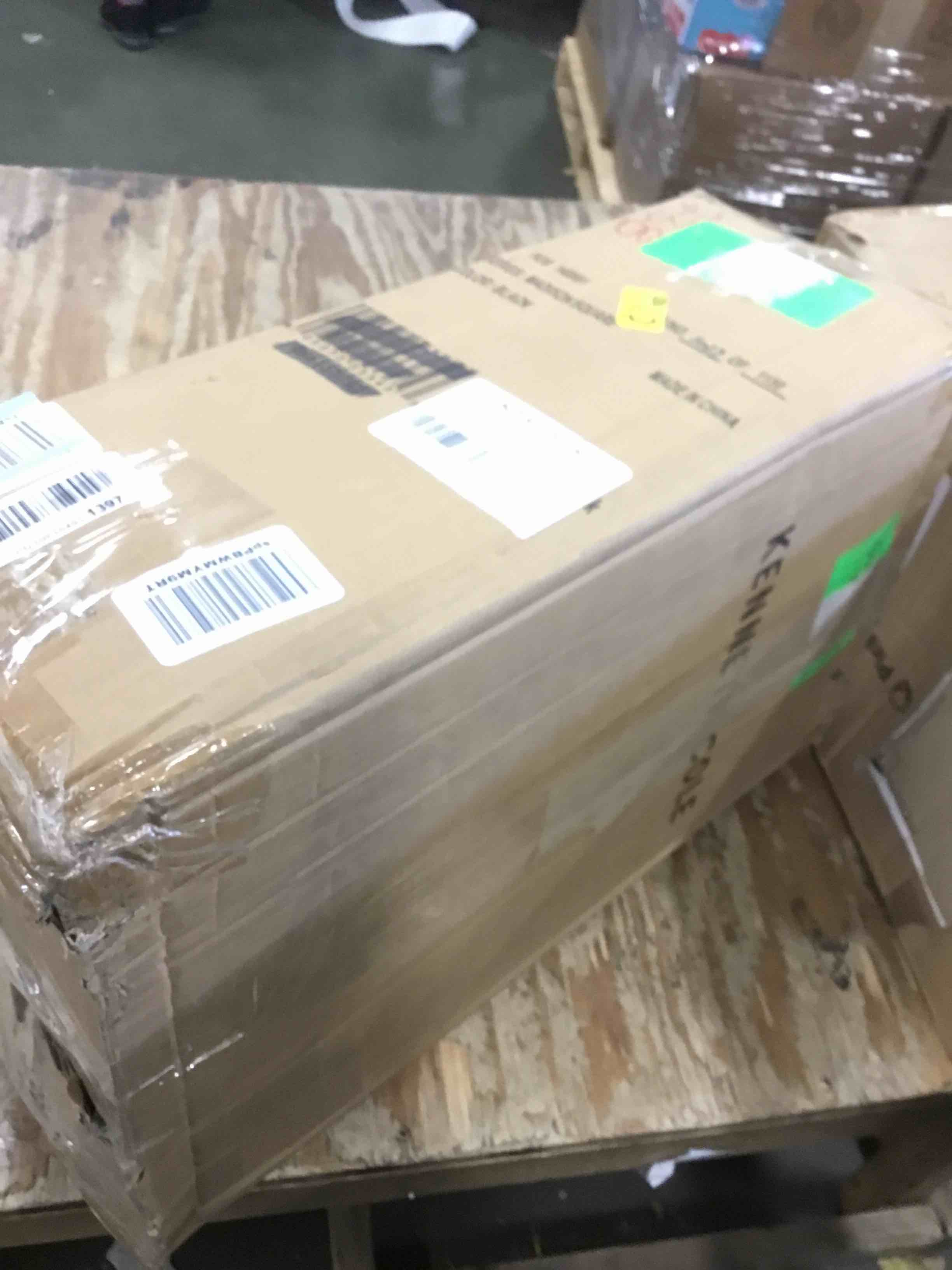 https://s3.amazonaws.com/lotting-images-prod/bidfta/BLU5940205_1708005775286.jpeg