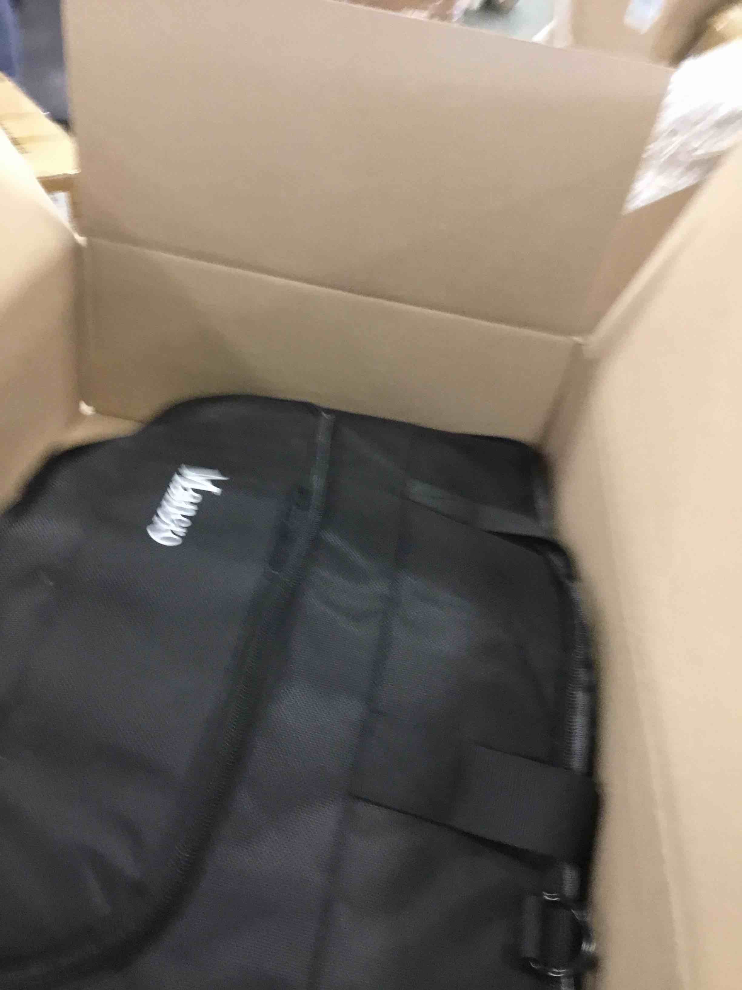 https://s3.amazonaws.com/lotting-images-prod/bidfta/BLU5940243_1708011659173.jpeg