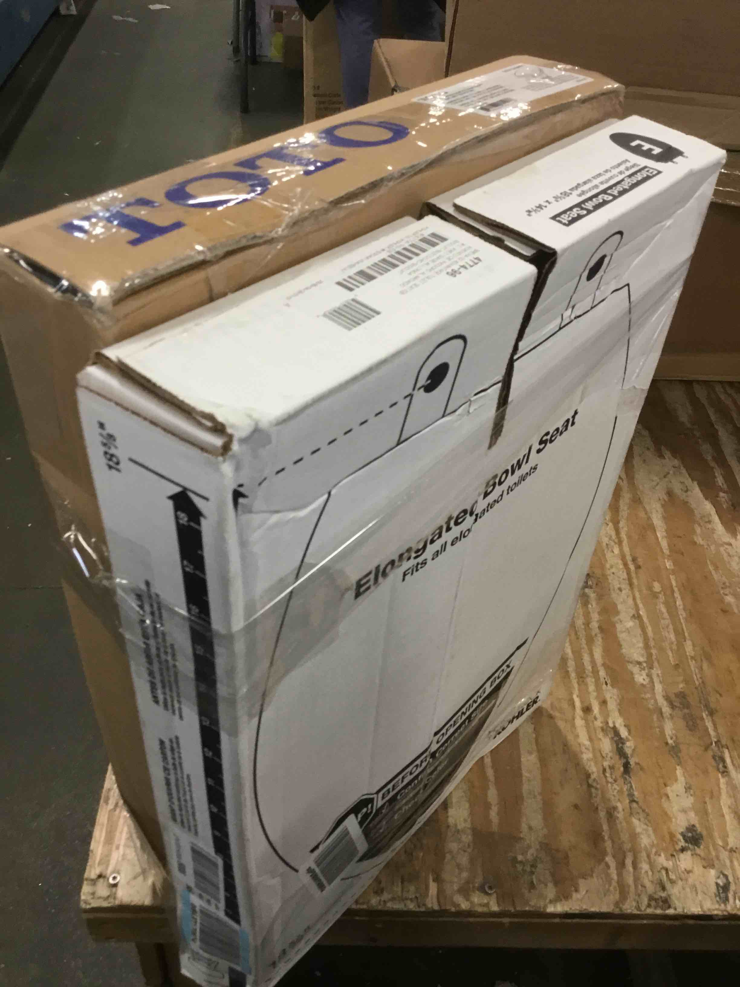 https://s3.amazonaws.com/lotting-images-prod/bidfta/BLU5940287_1708016422227.jpeg