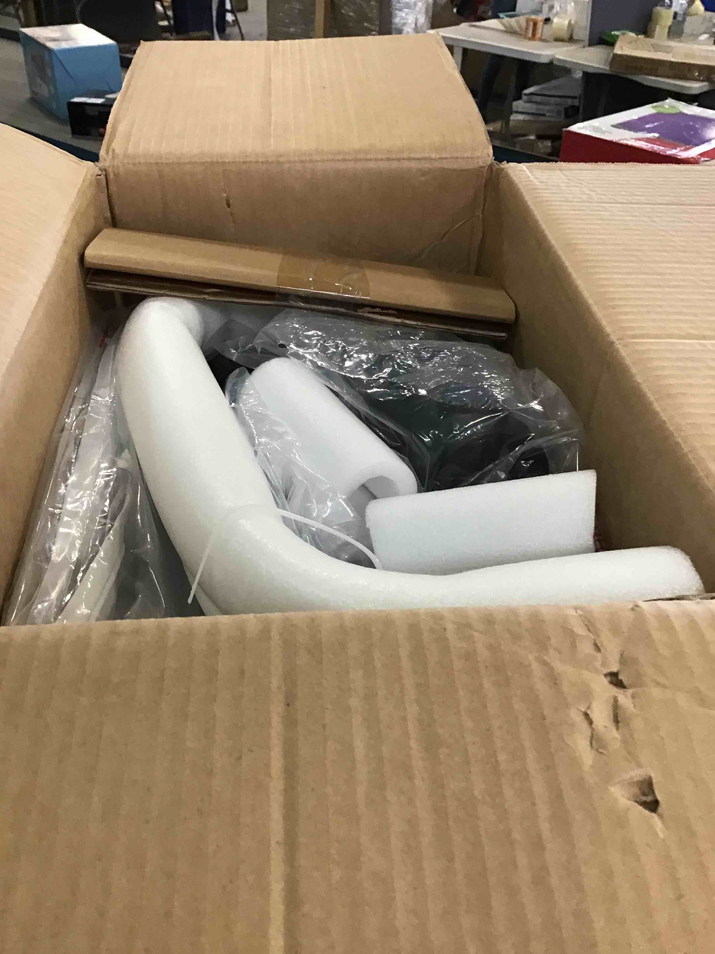 https://s3.amazonaws.com/lotting-images-prod/bidfta/BLU5940546_1707421628061.jpeg