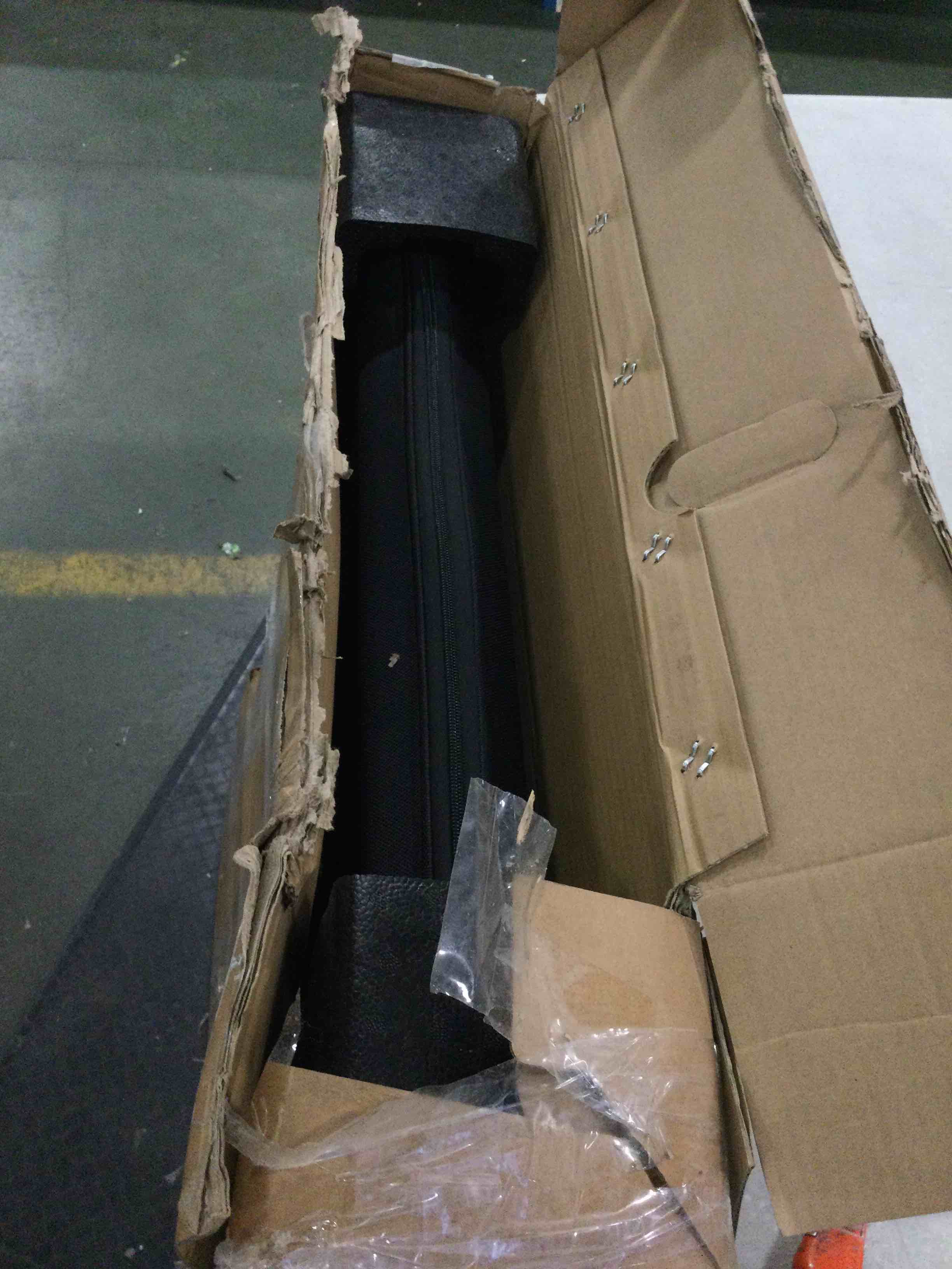 https://s3.amazonaws.com/lotting-images-prod/bidfta/BLU5940600_1707483361168.jpeg